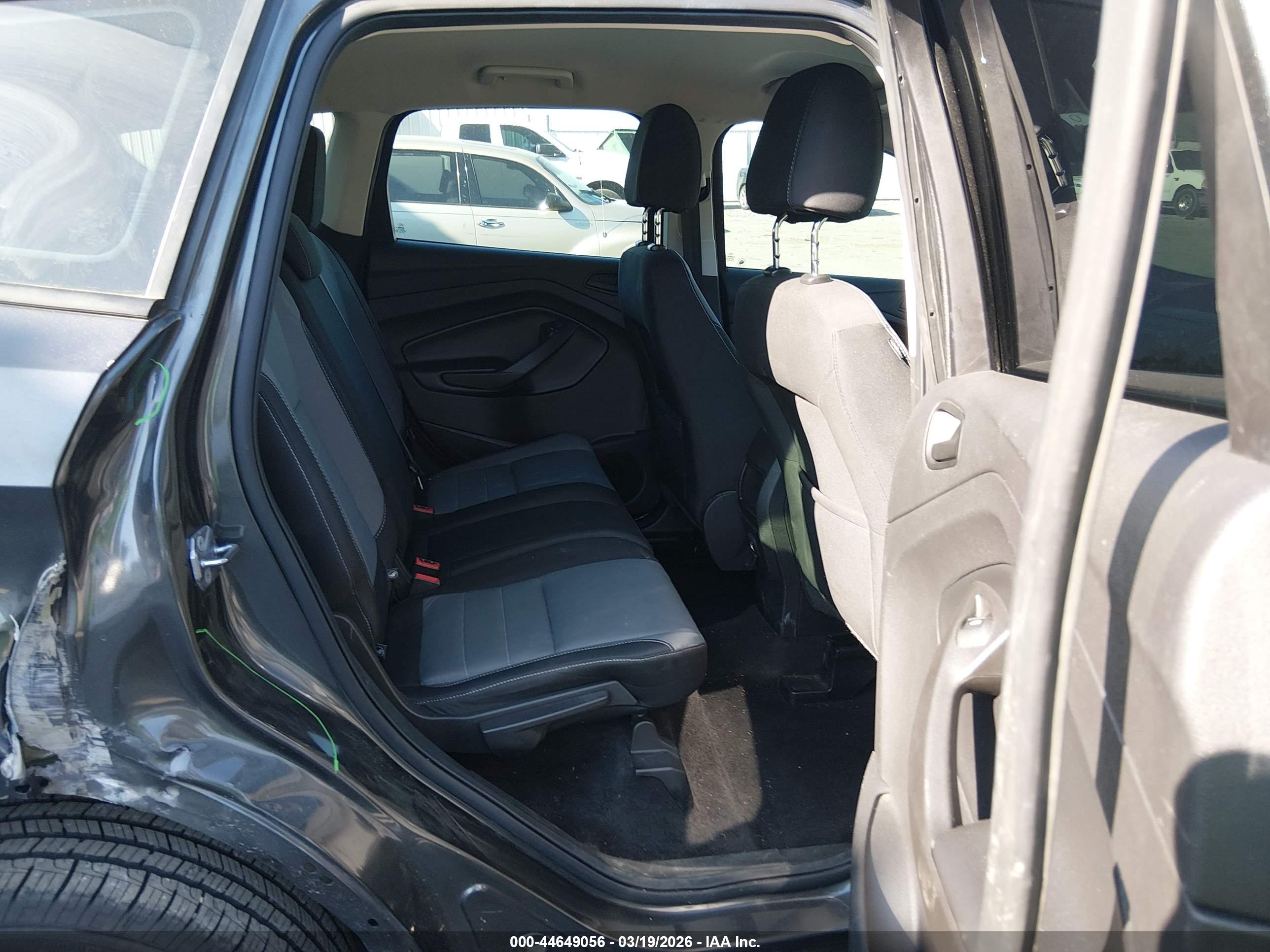 FORD ESCAPE image 8