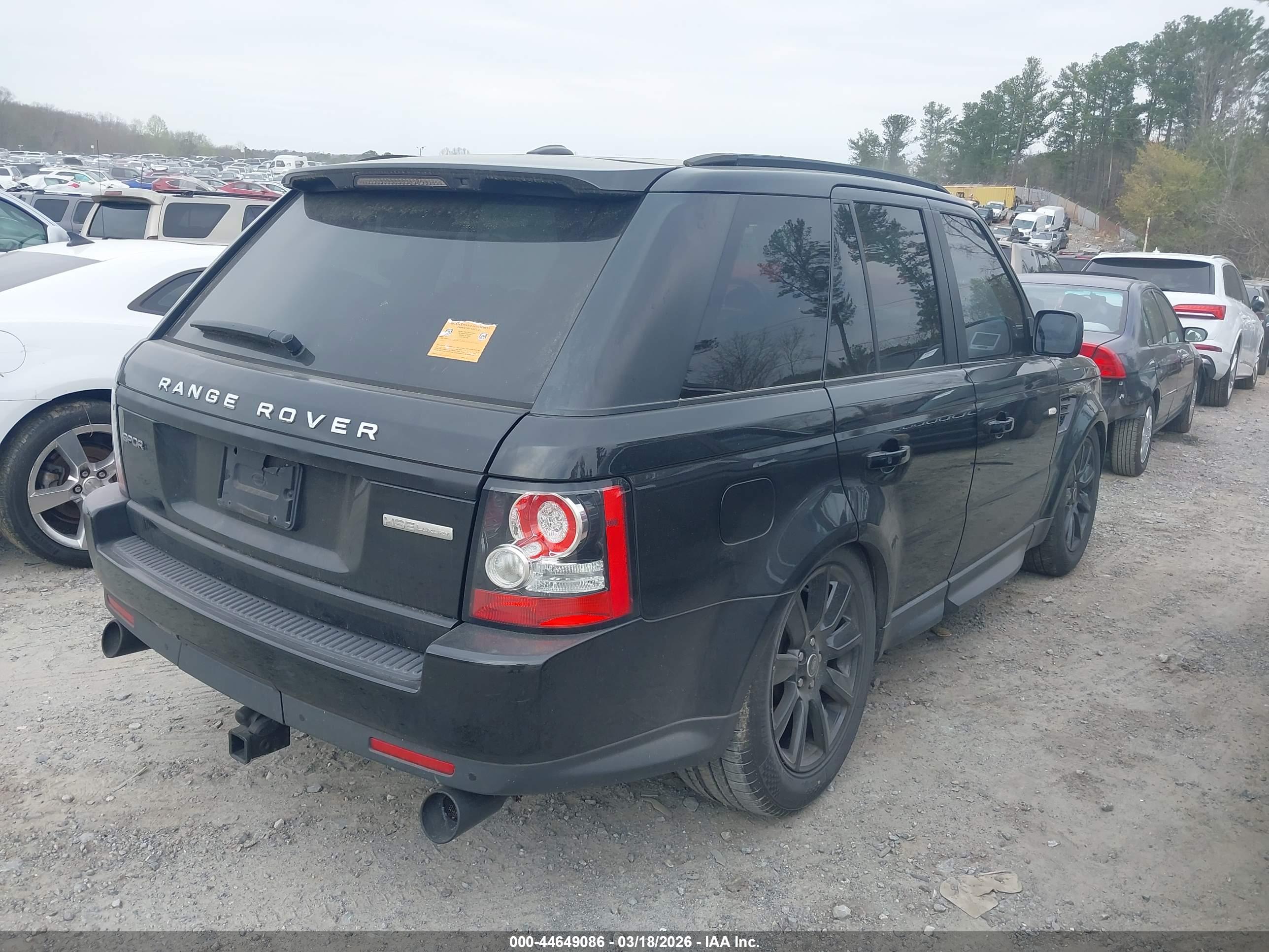 LAND ROVER image 4