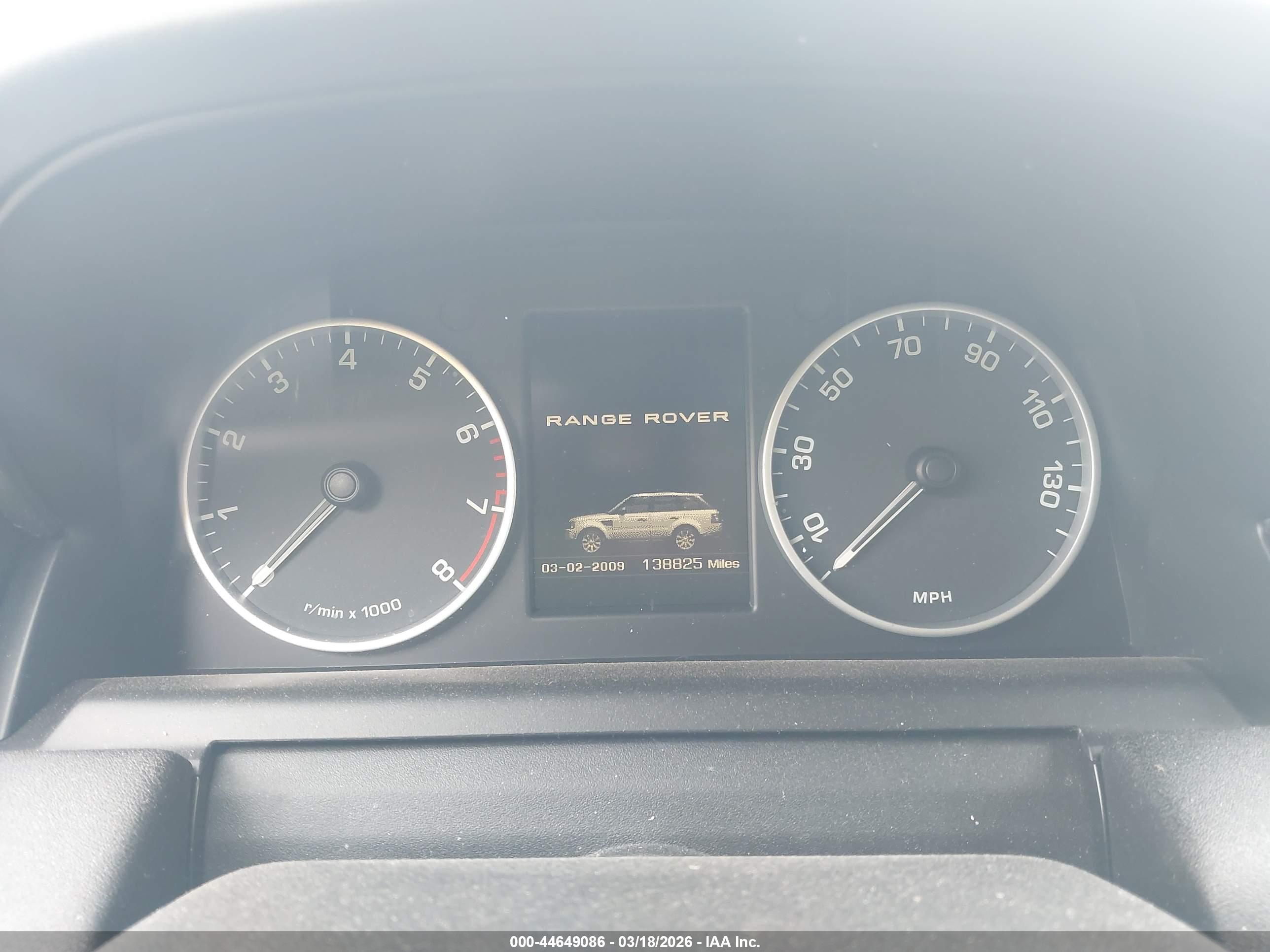 LAND ROVER image 7