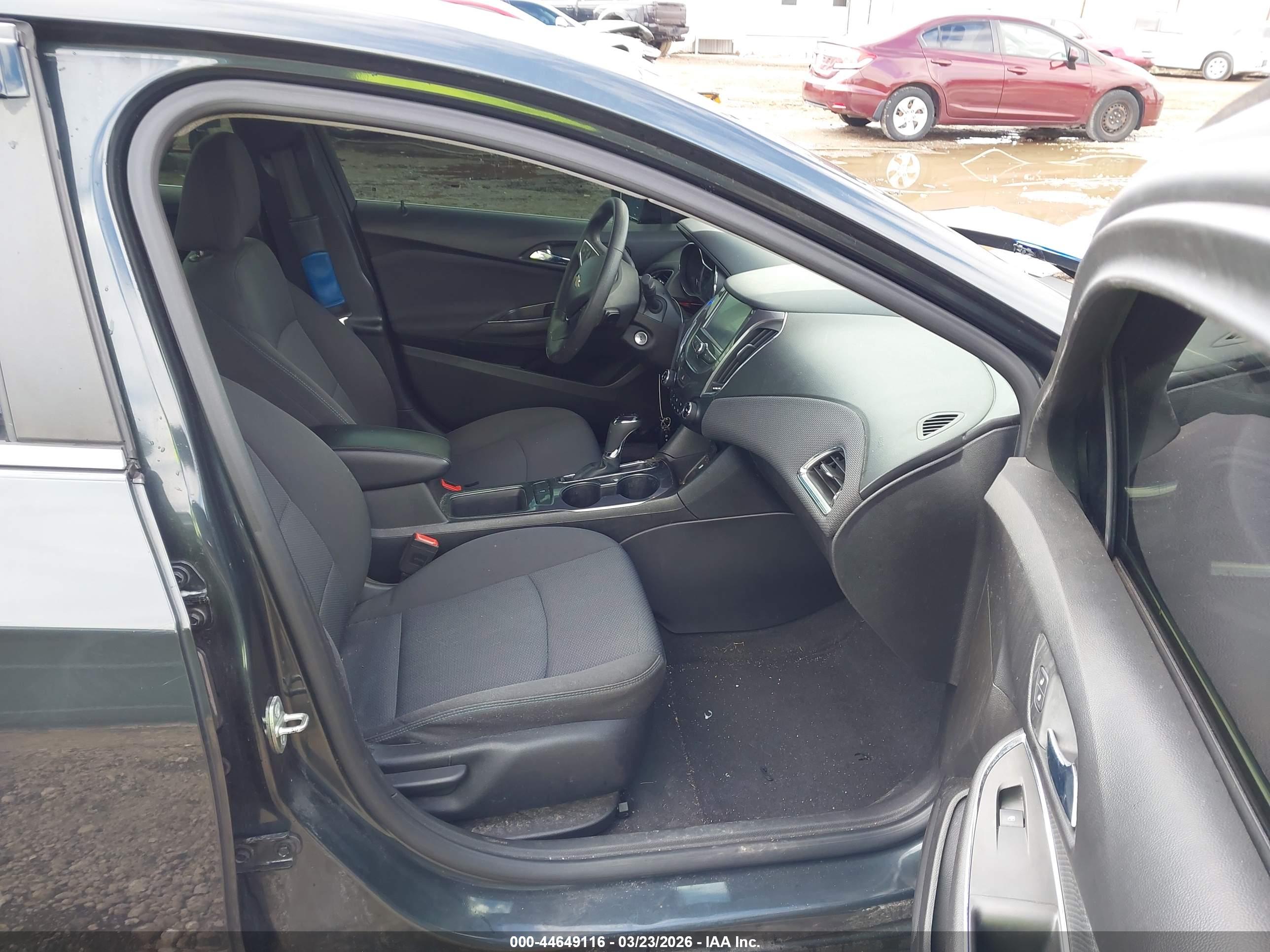 CHEVROLET CRUZE image 5