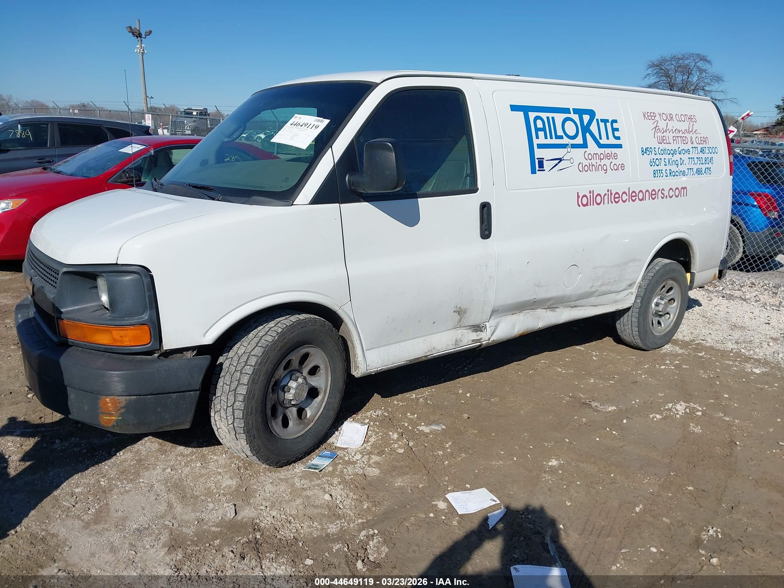 CHEVROLET EXPRESS image 2