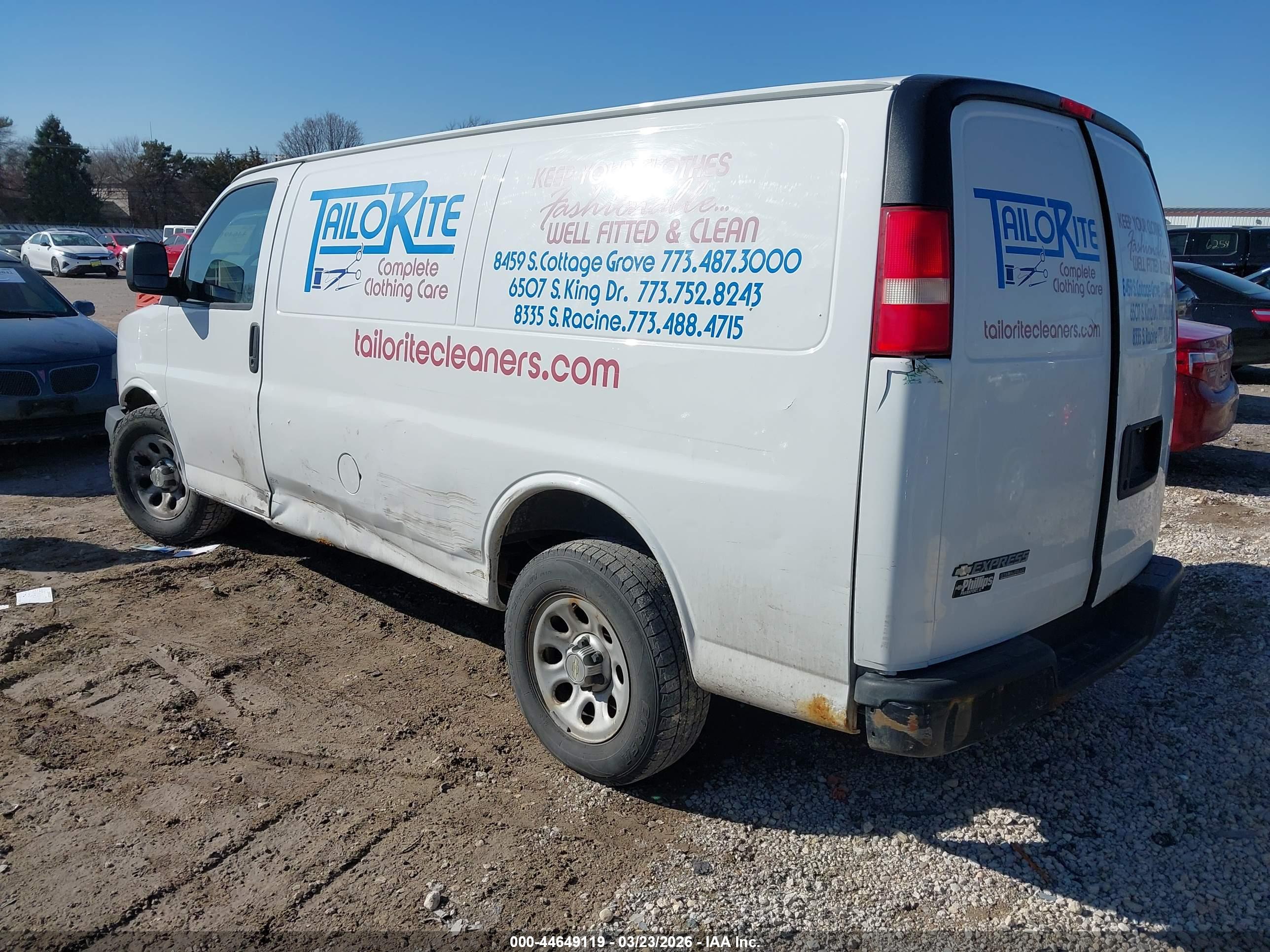 CHEVROLET EXPRESS image 3