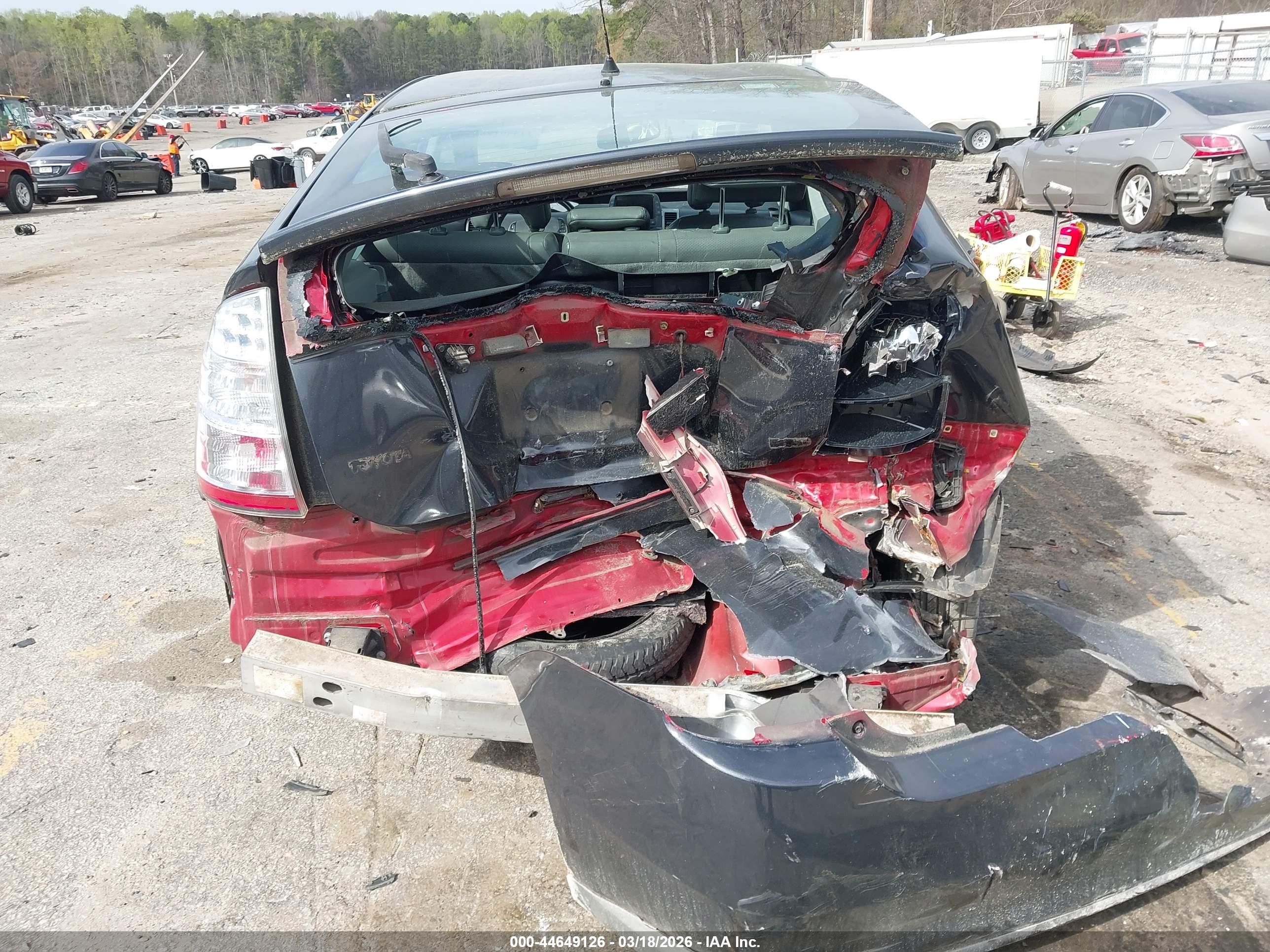 TOYOTA PRIUS image 6