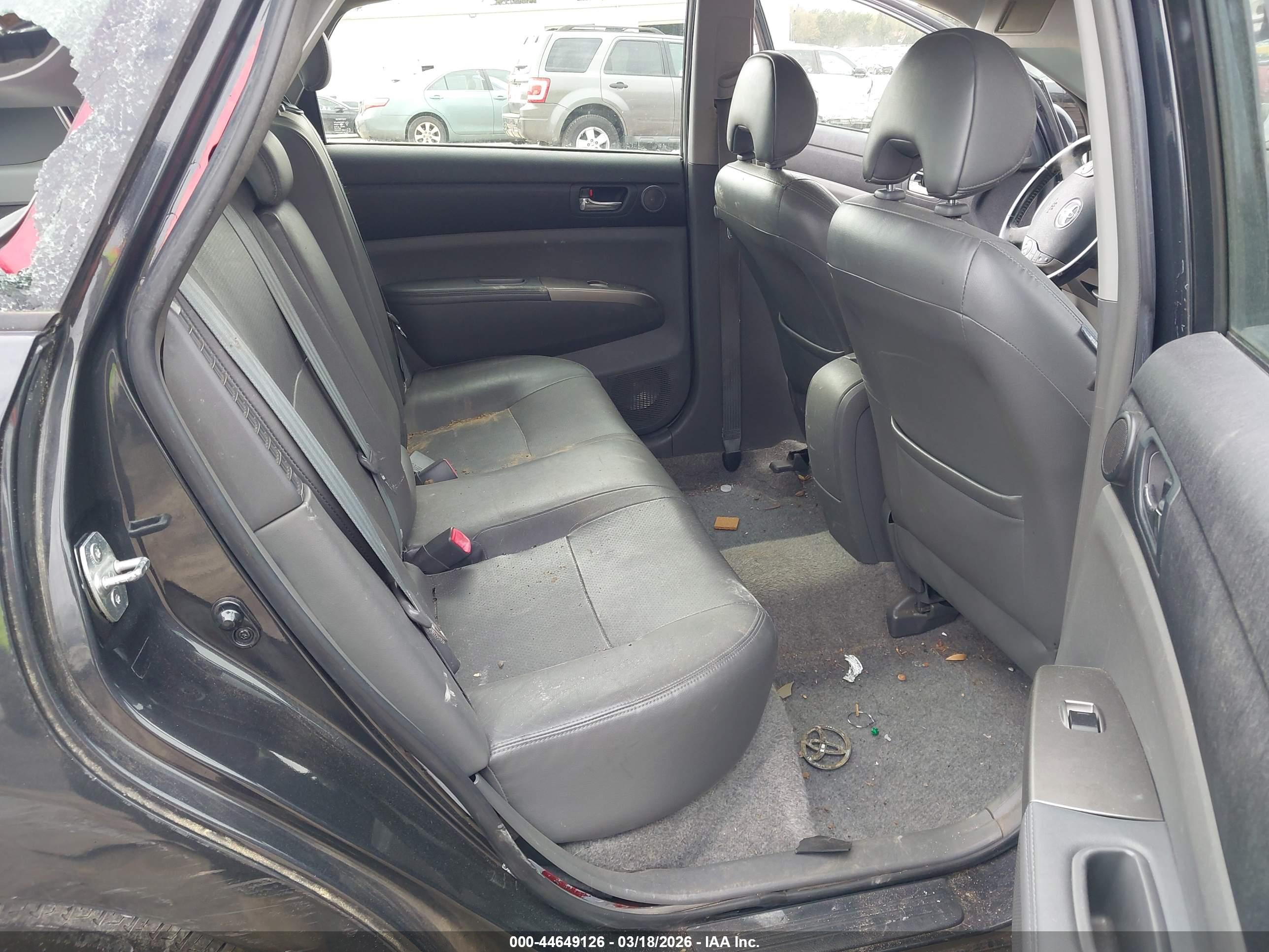 TOYOTA PRIUS image 8