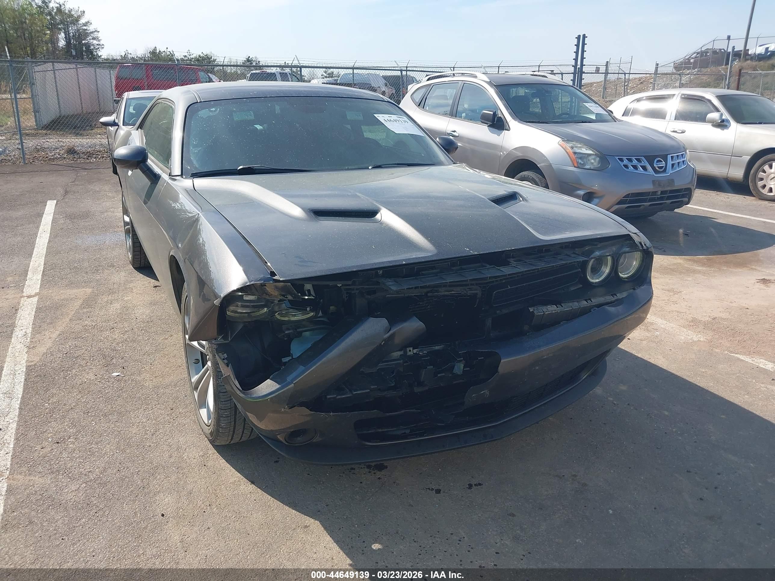 DODGE CHALLENGER image 6