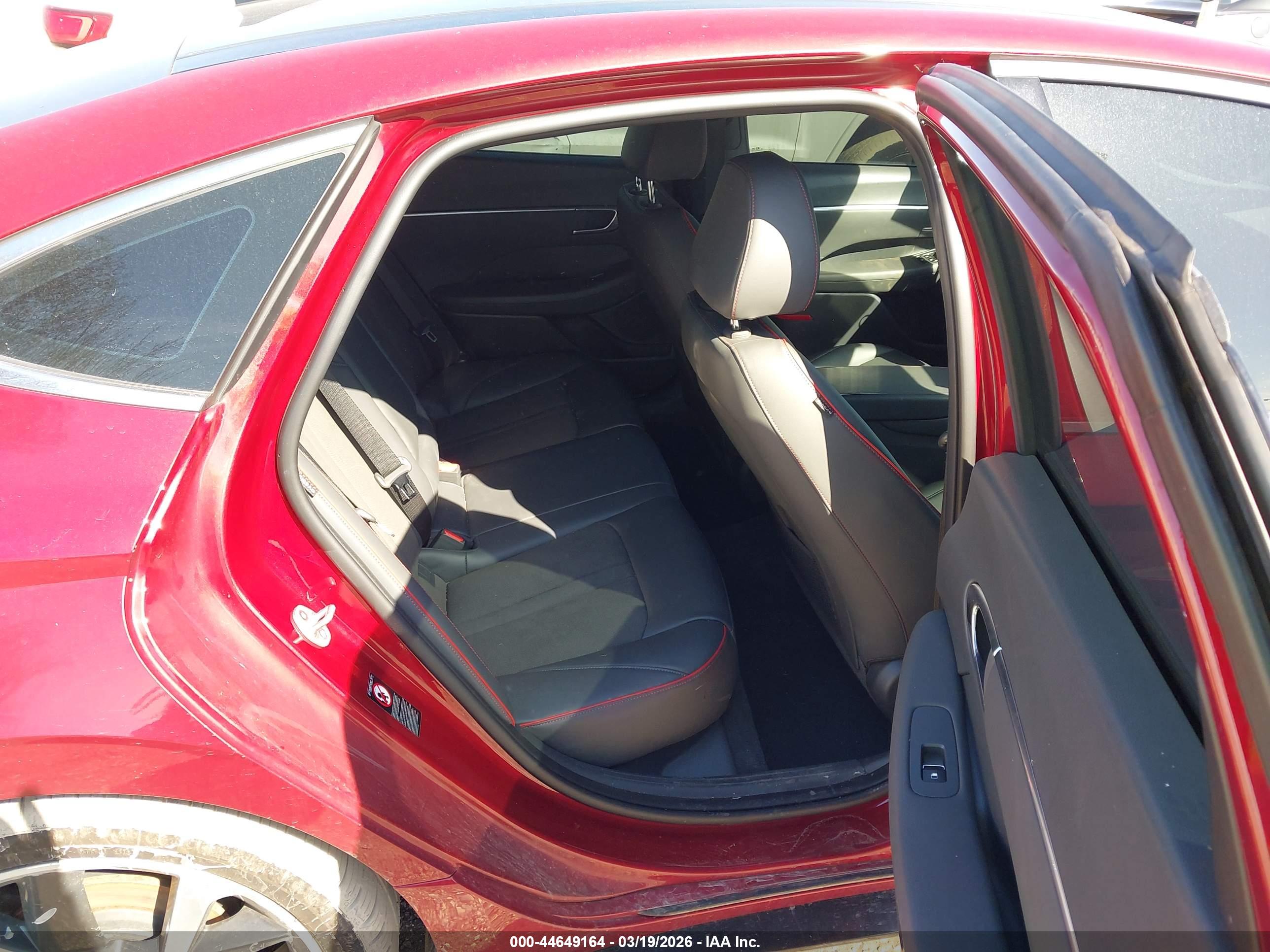 HYUNDAI SONATA image 8