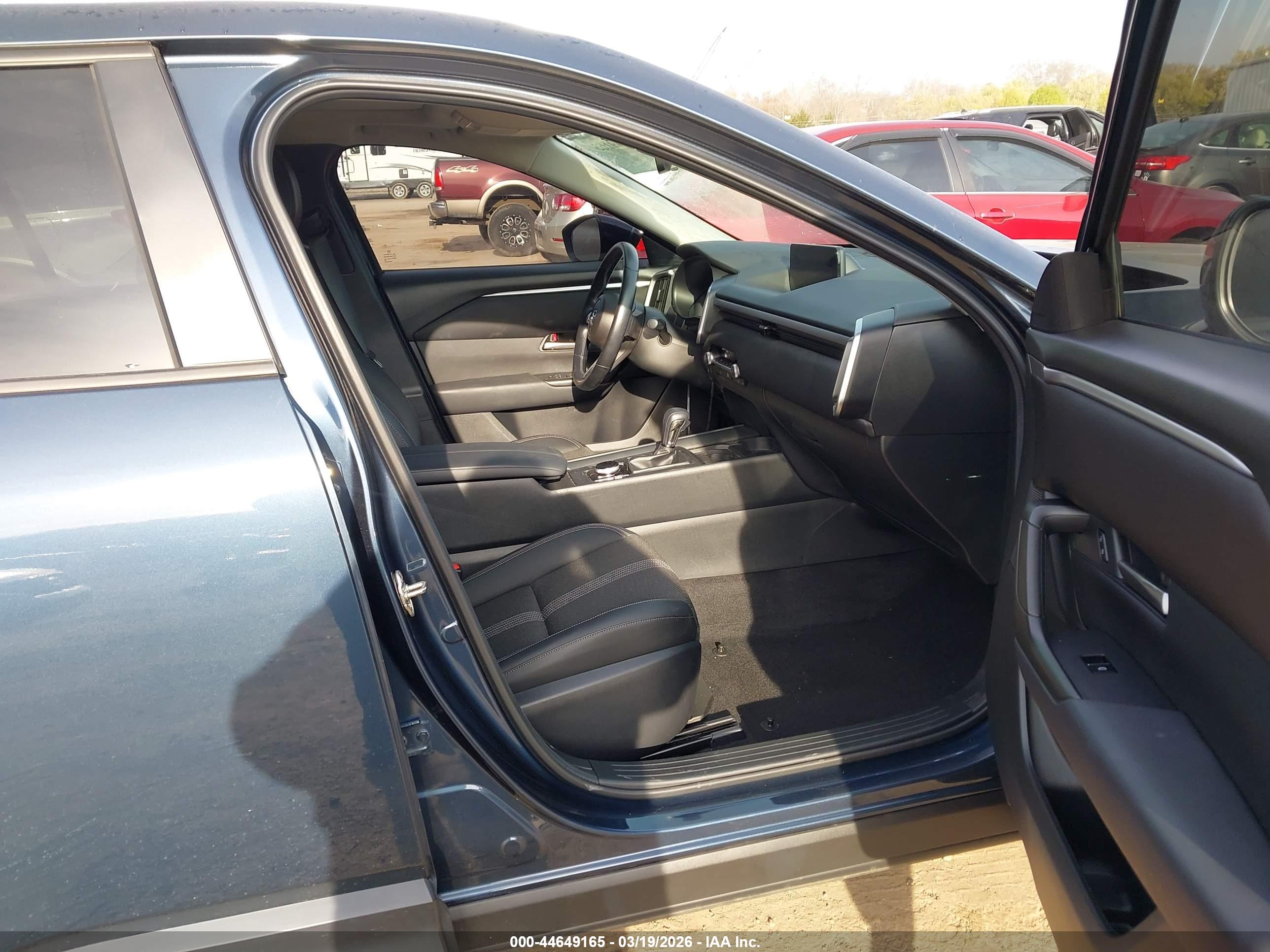 MAZDA CX-50 image 5