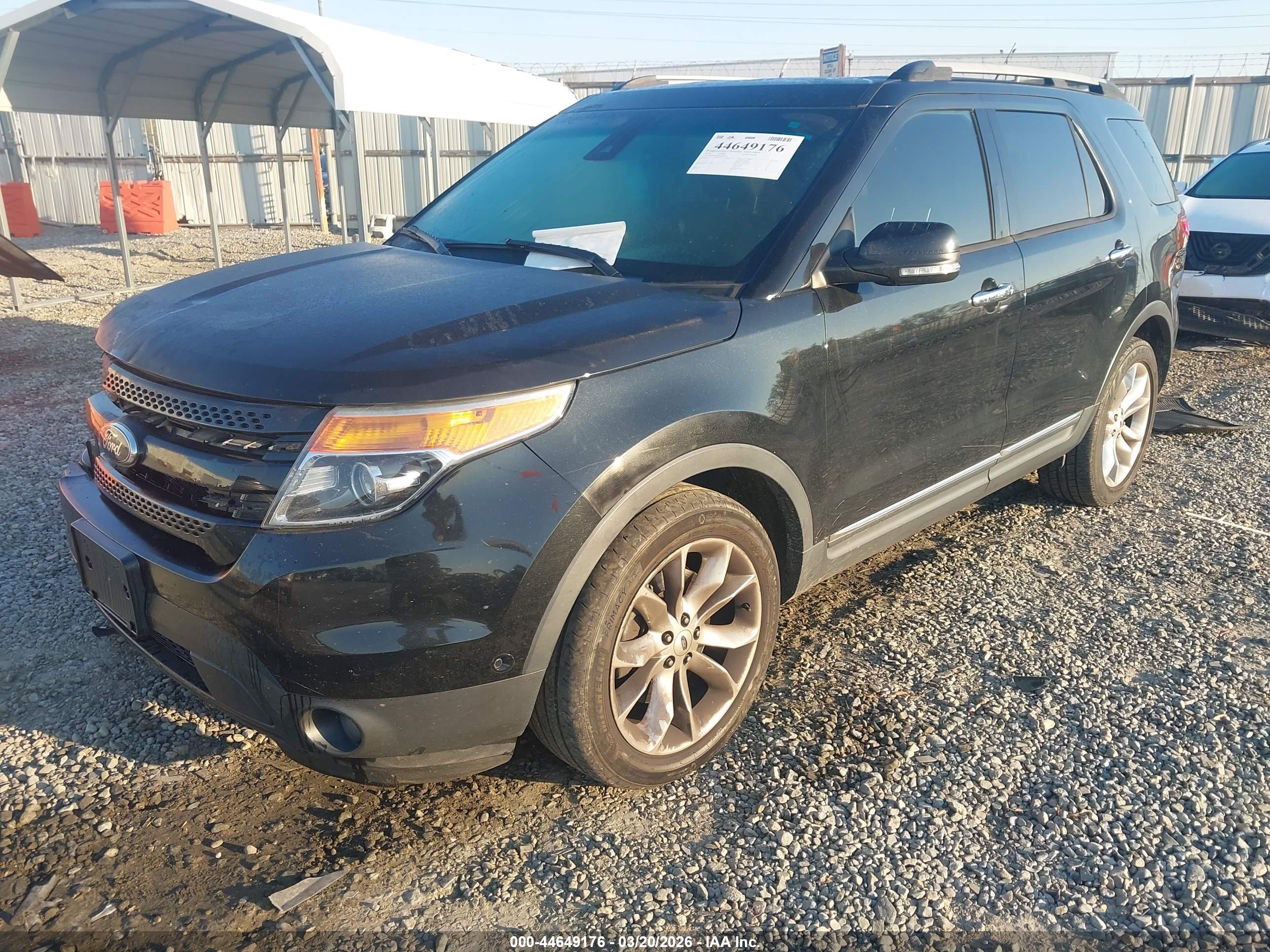 FORD EXPLORER image 2