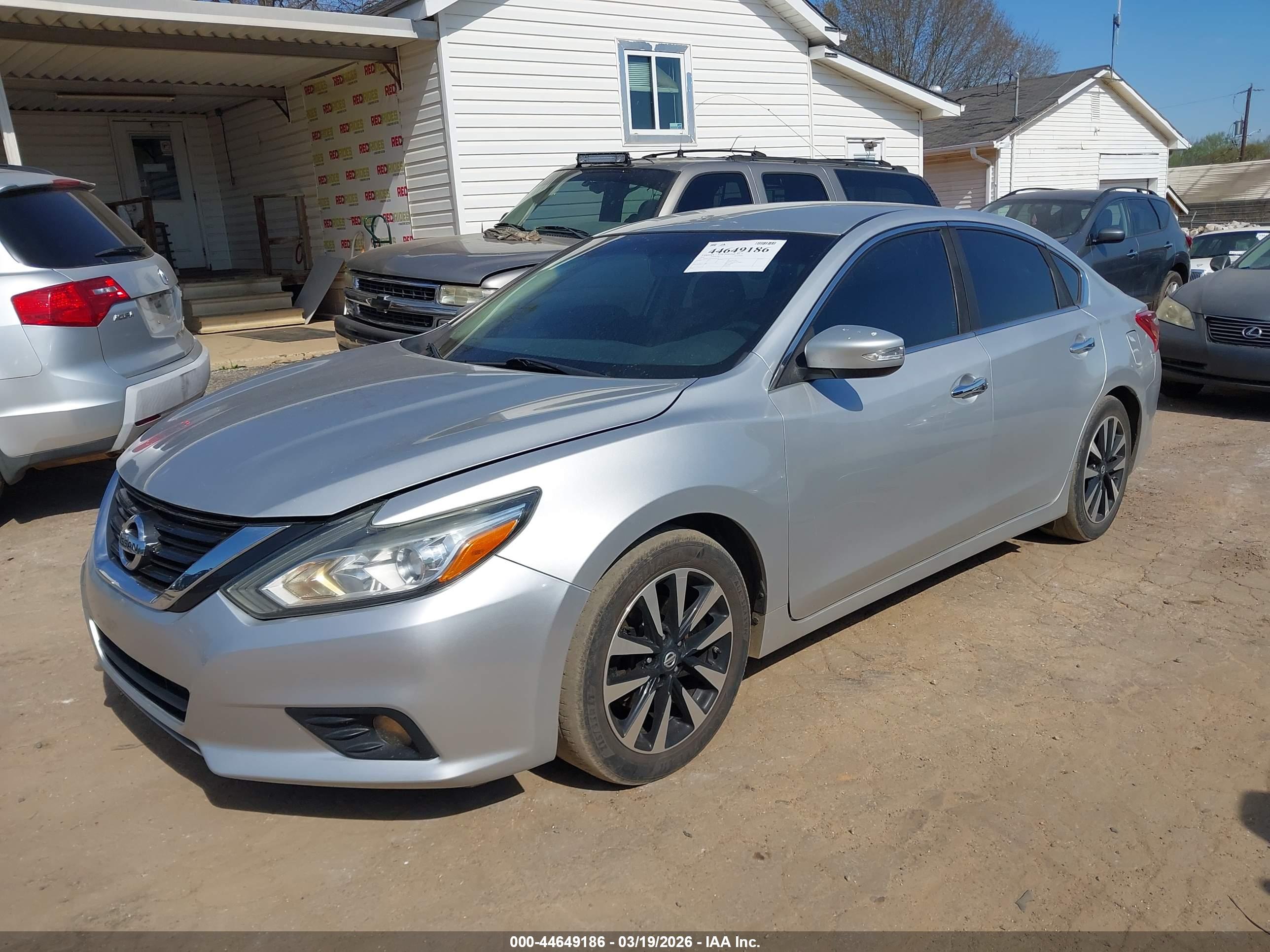 NISSAN ALTIMA image 2