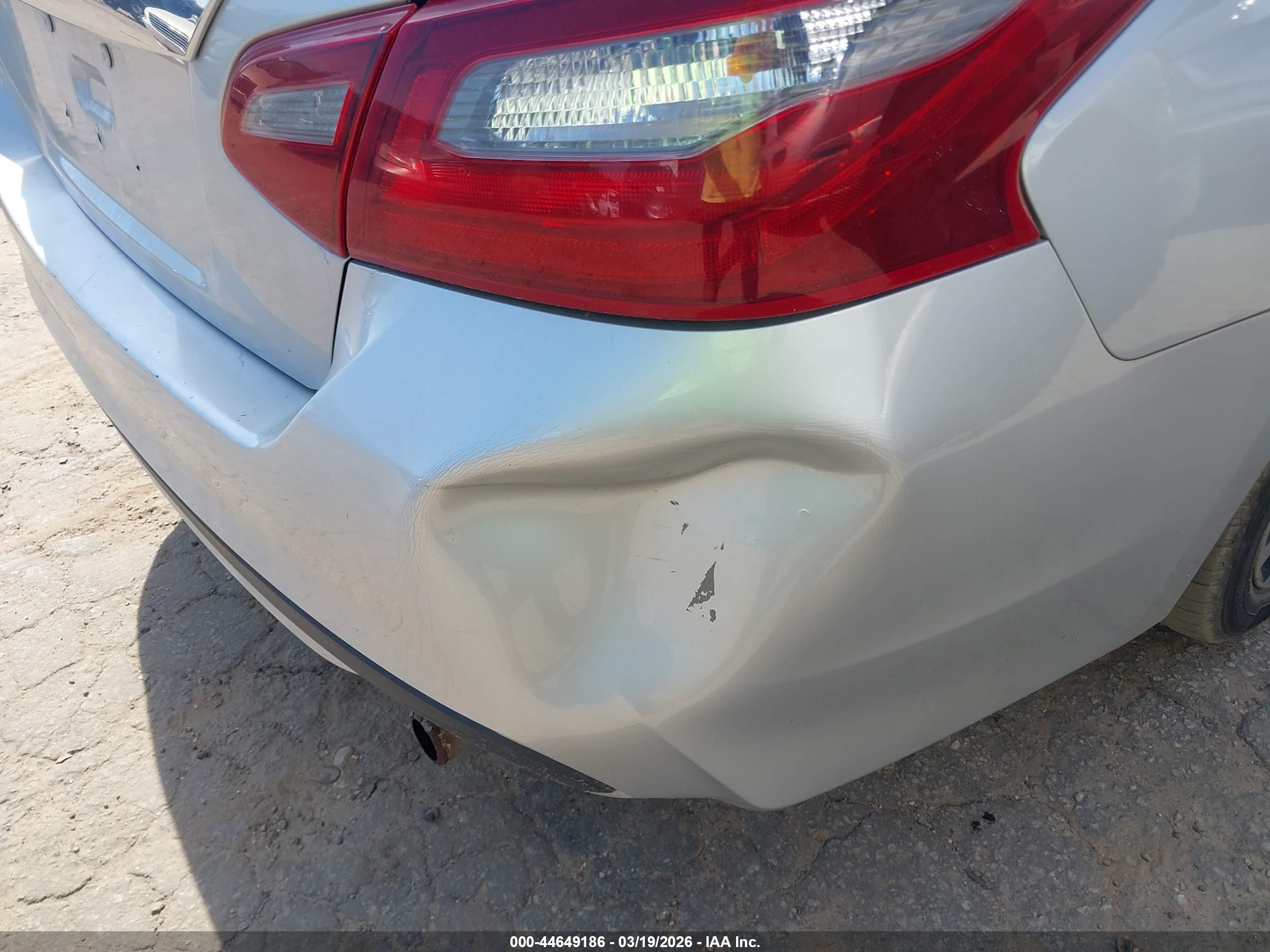 NISSAN ALTIMA image 6