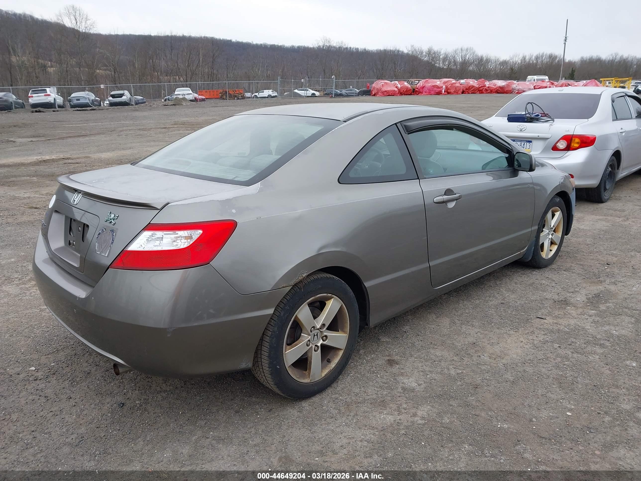 HONDA CIVIC image 4