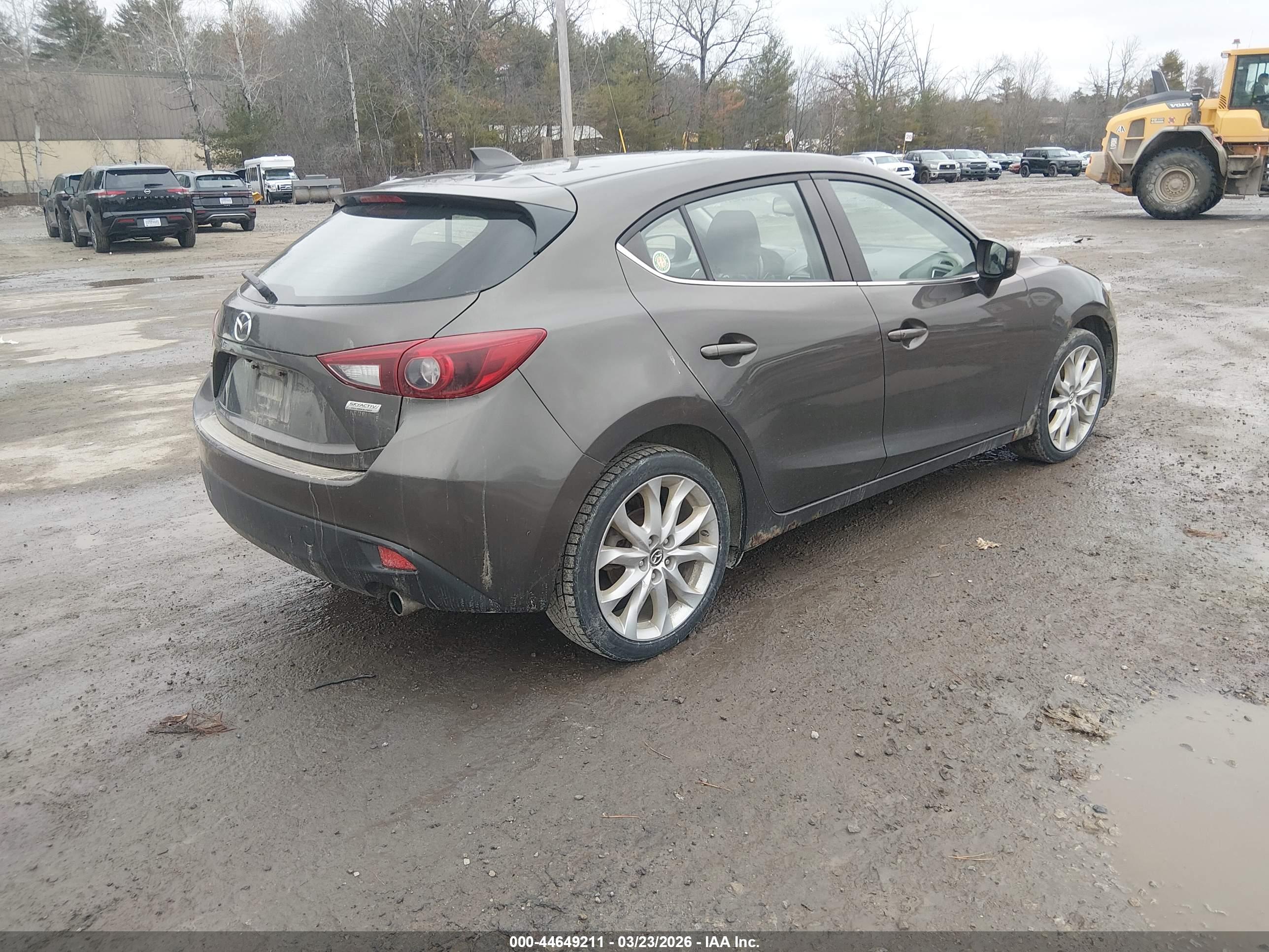 MAZDA MAZDA3 image 4