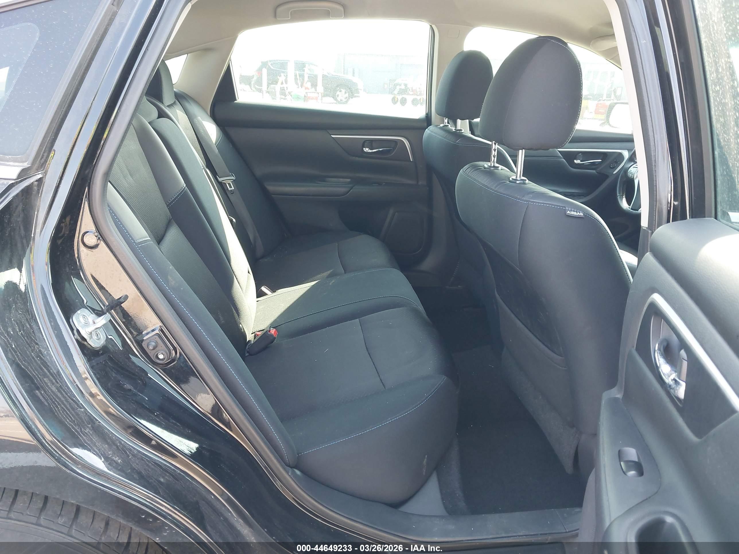 NISSAN ALTIMA image 8
