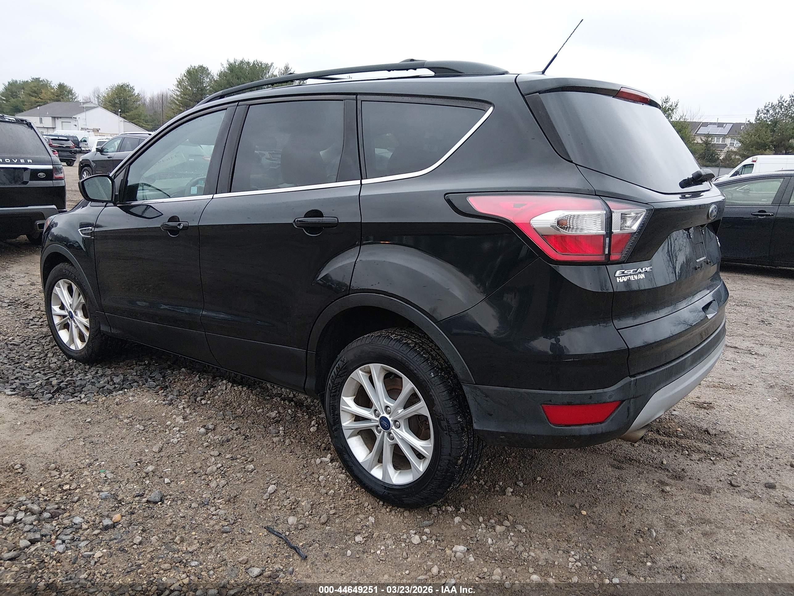 FORD ESCAPE image 3