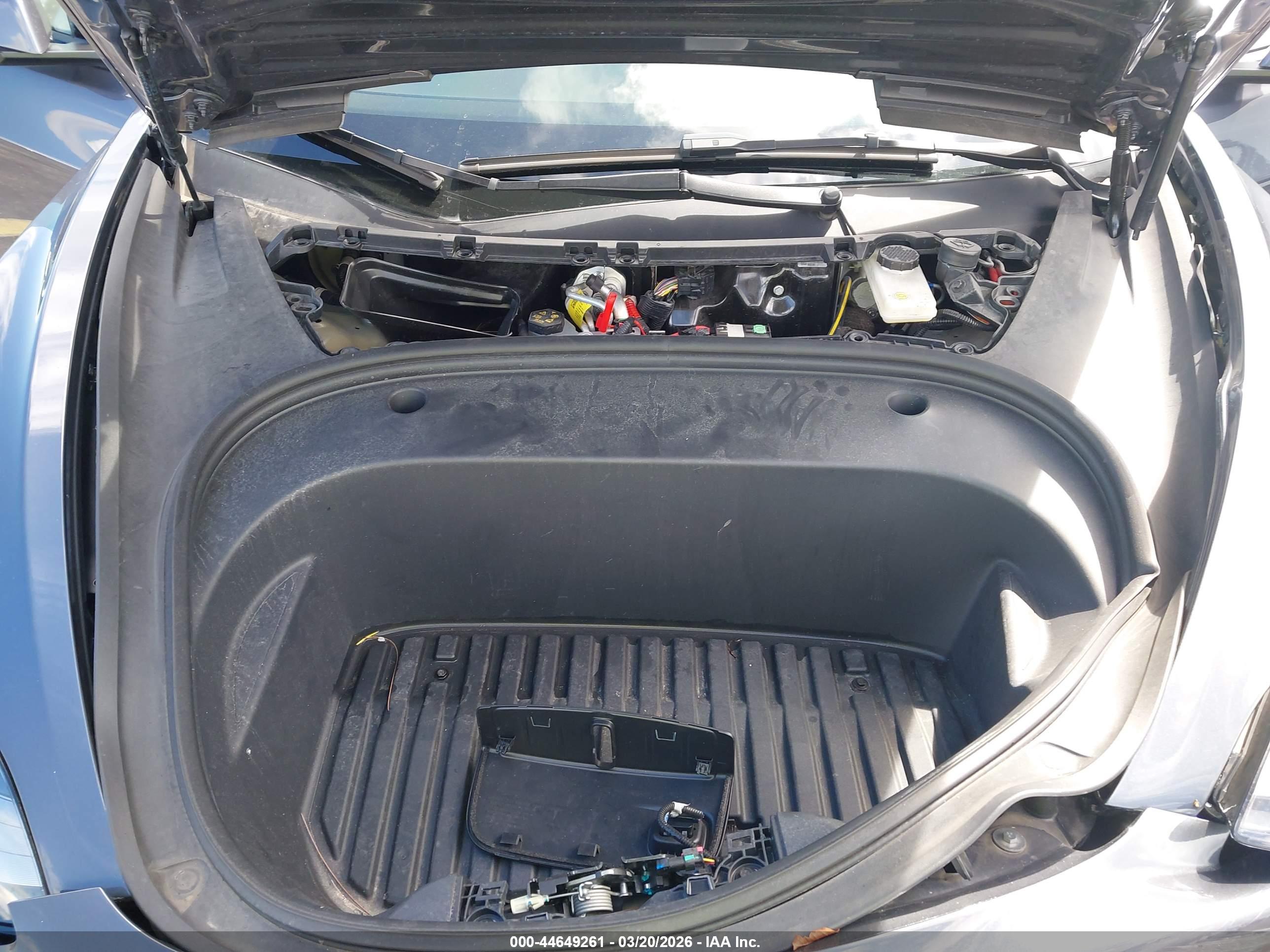 TESLA MODEL image 10