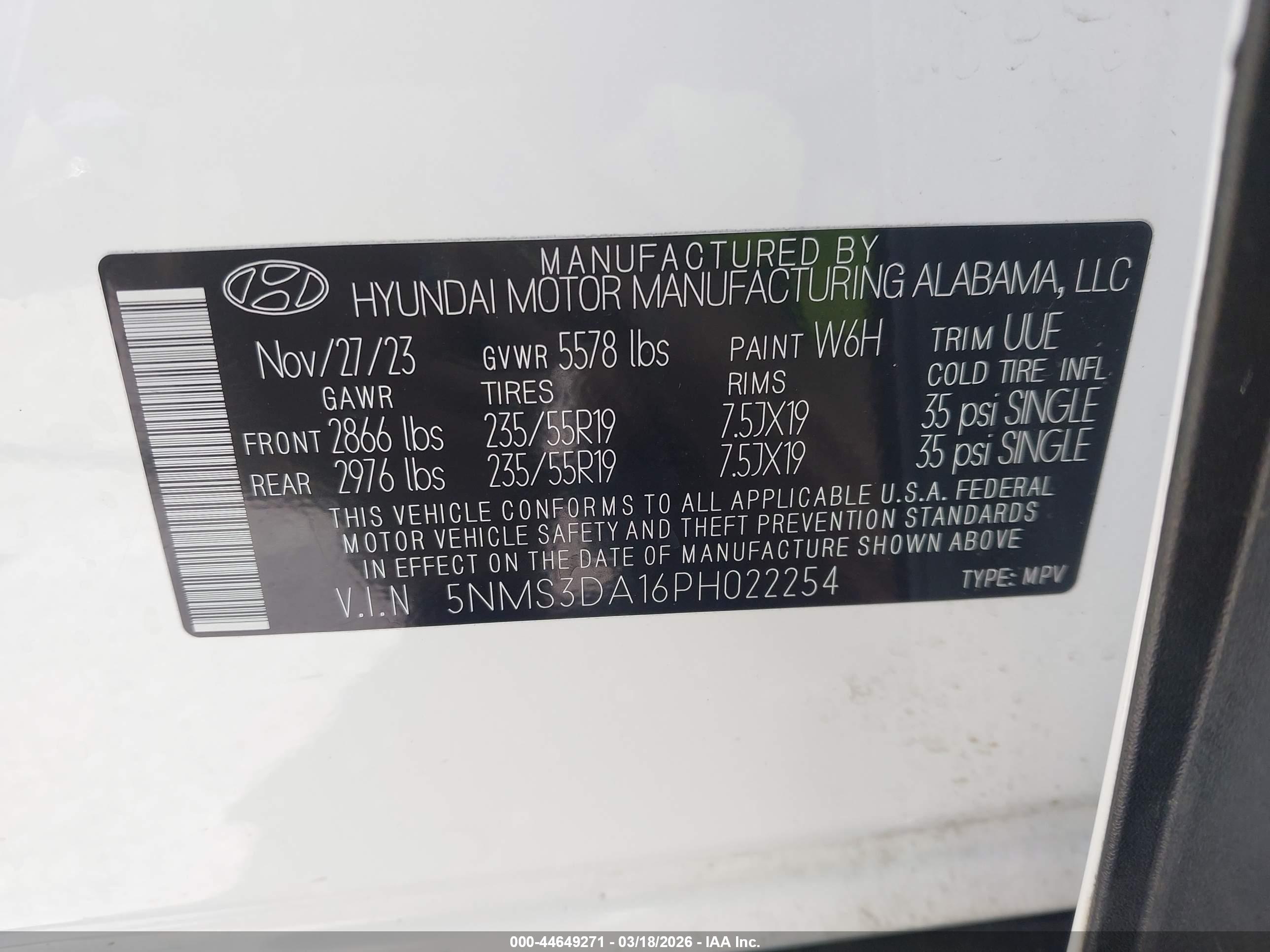 HYUNDAI SANTA image 9