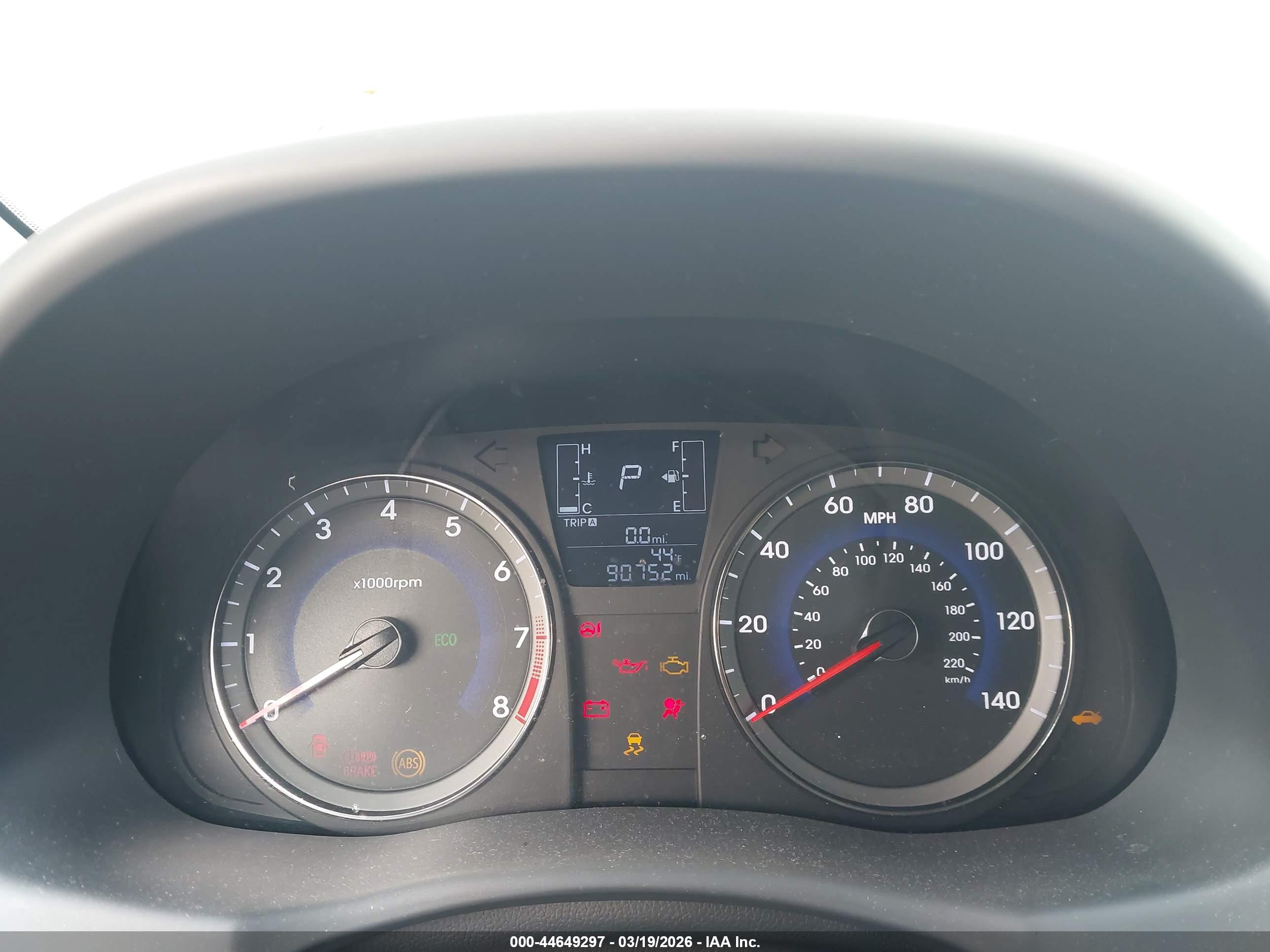 HYUNDAI ACCENT image 7