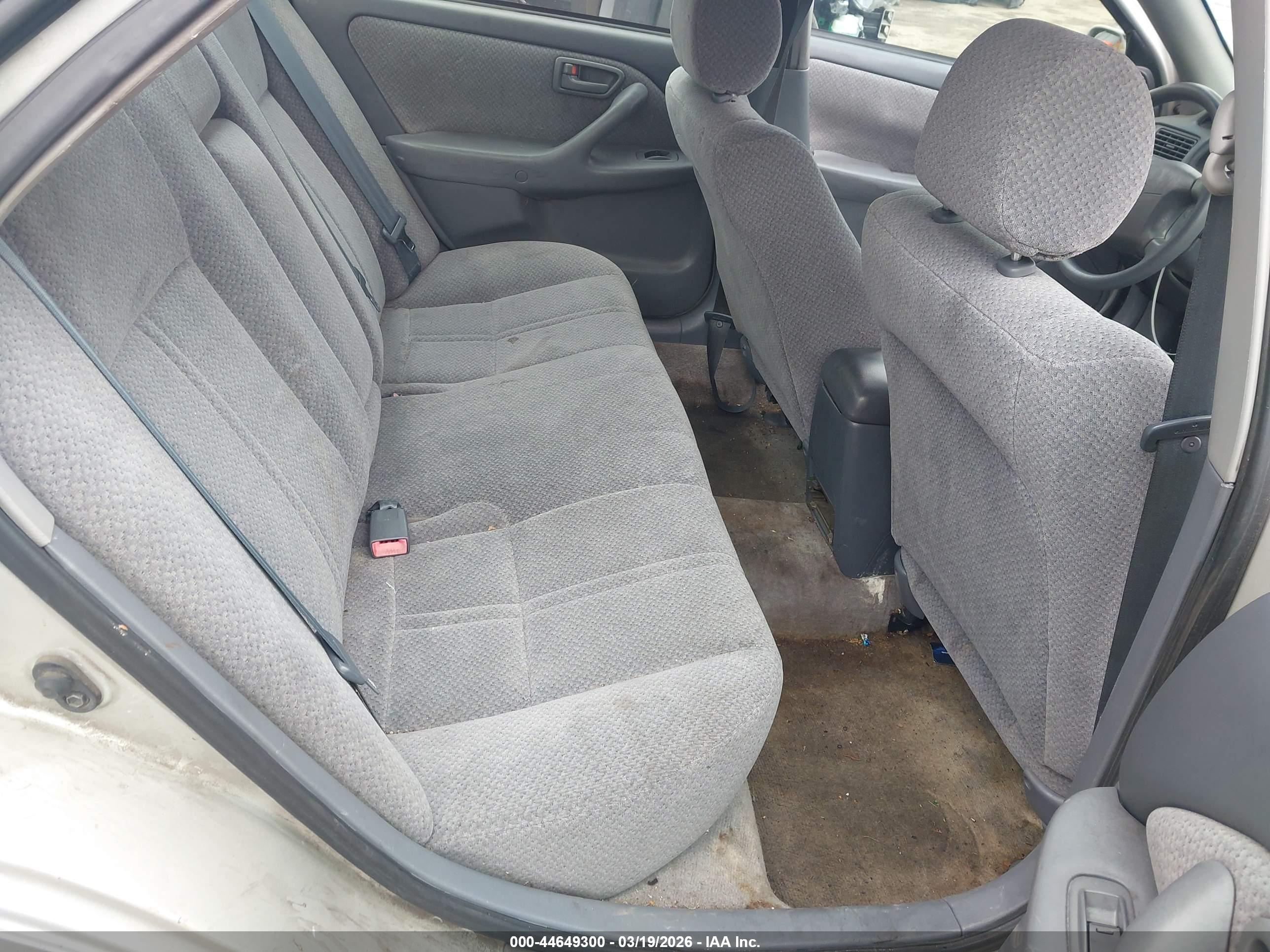 TOYOTA CAMRY image 8