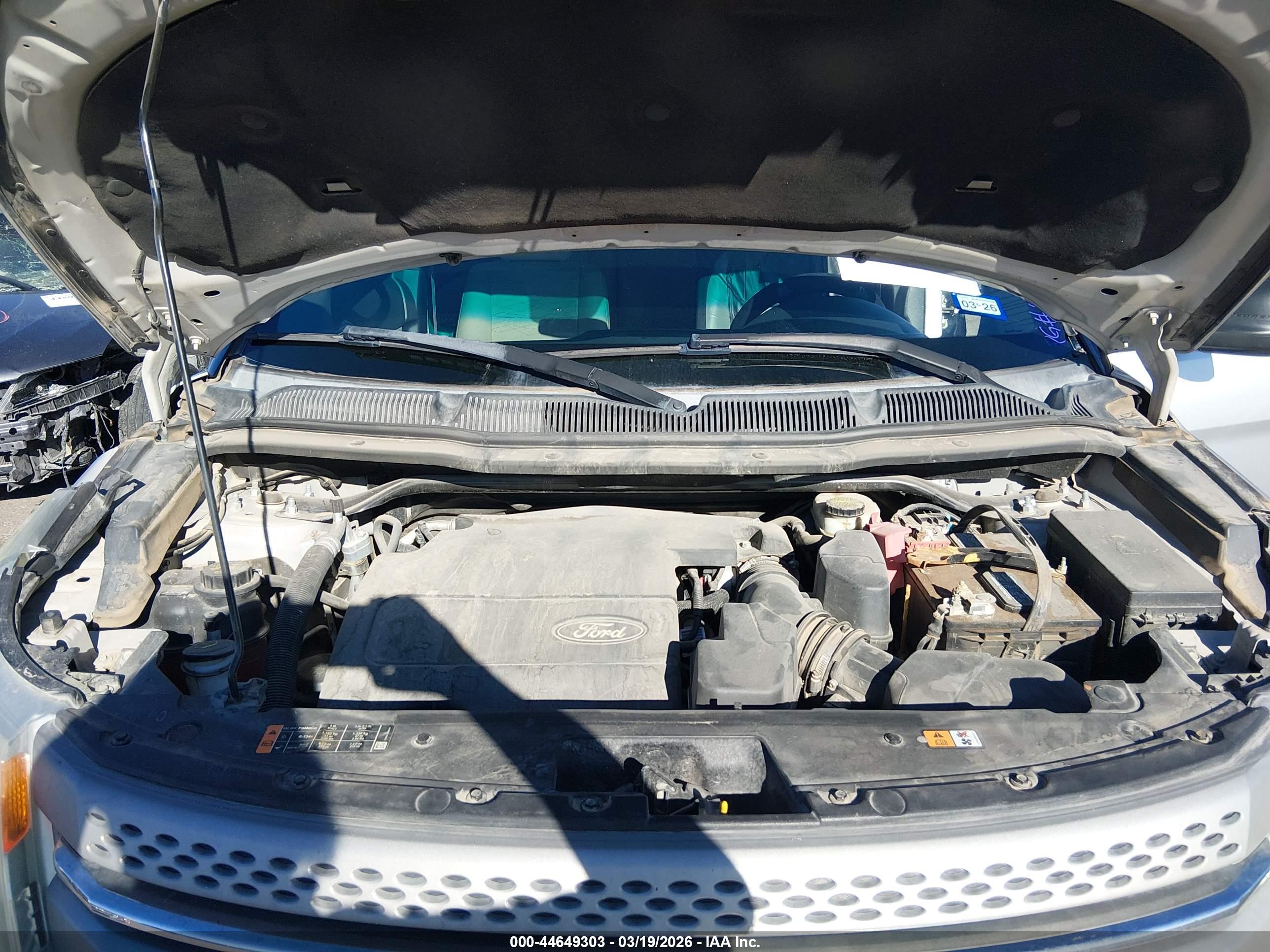 FORD EXPLORER image 10