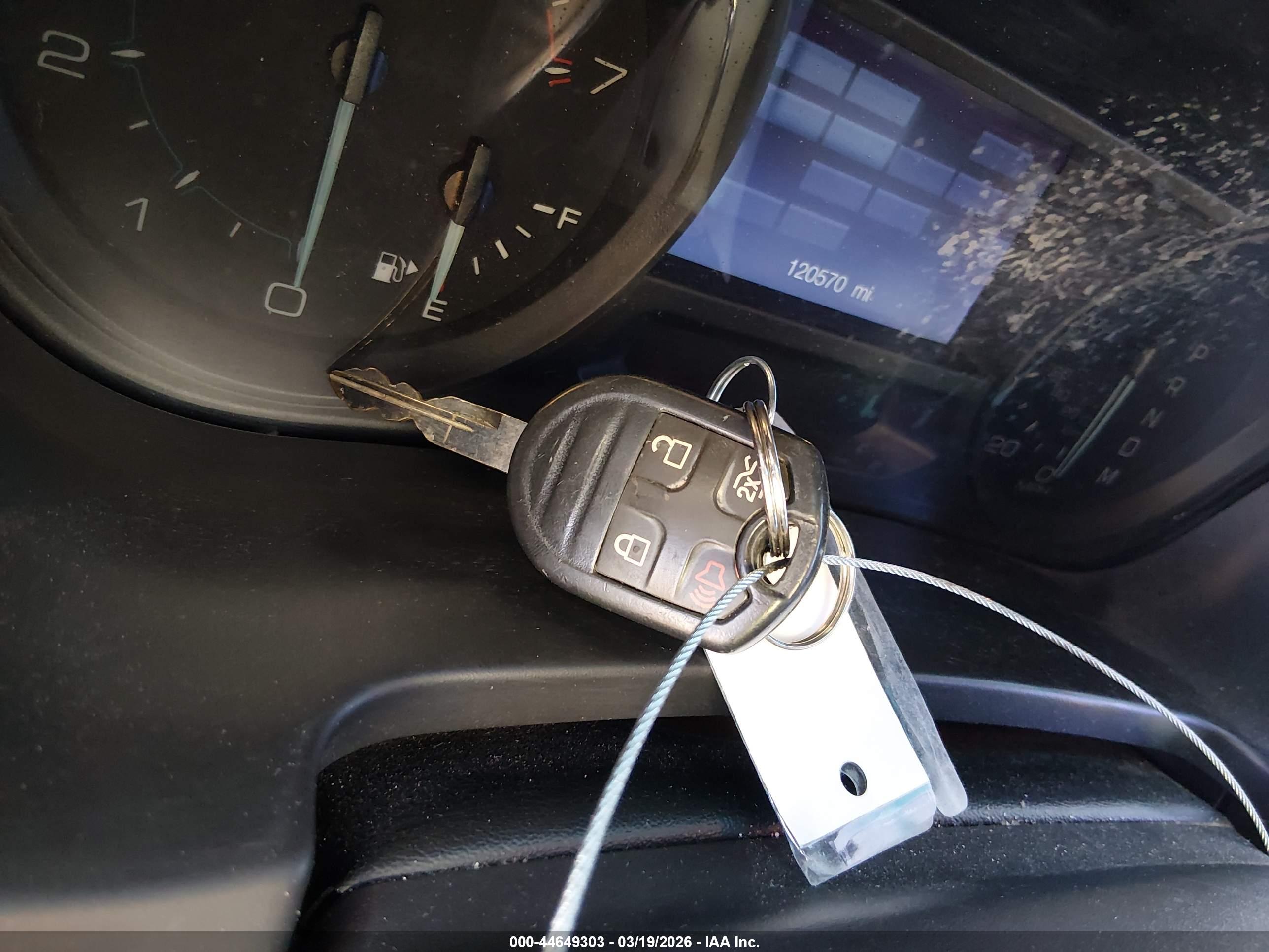 FORD EXPLORER image 11