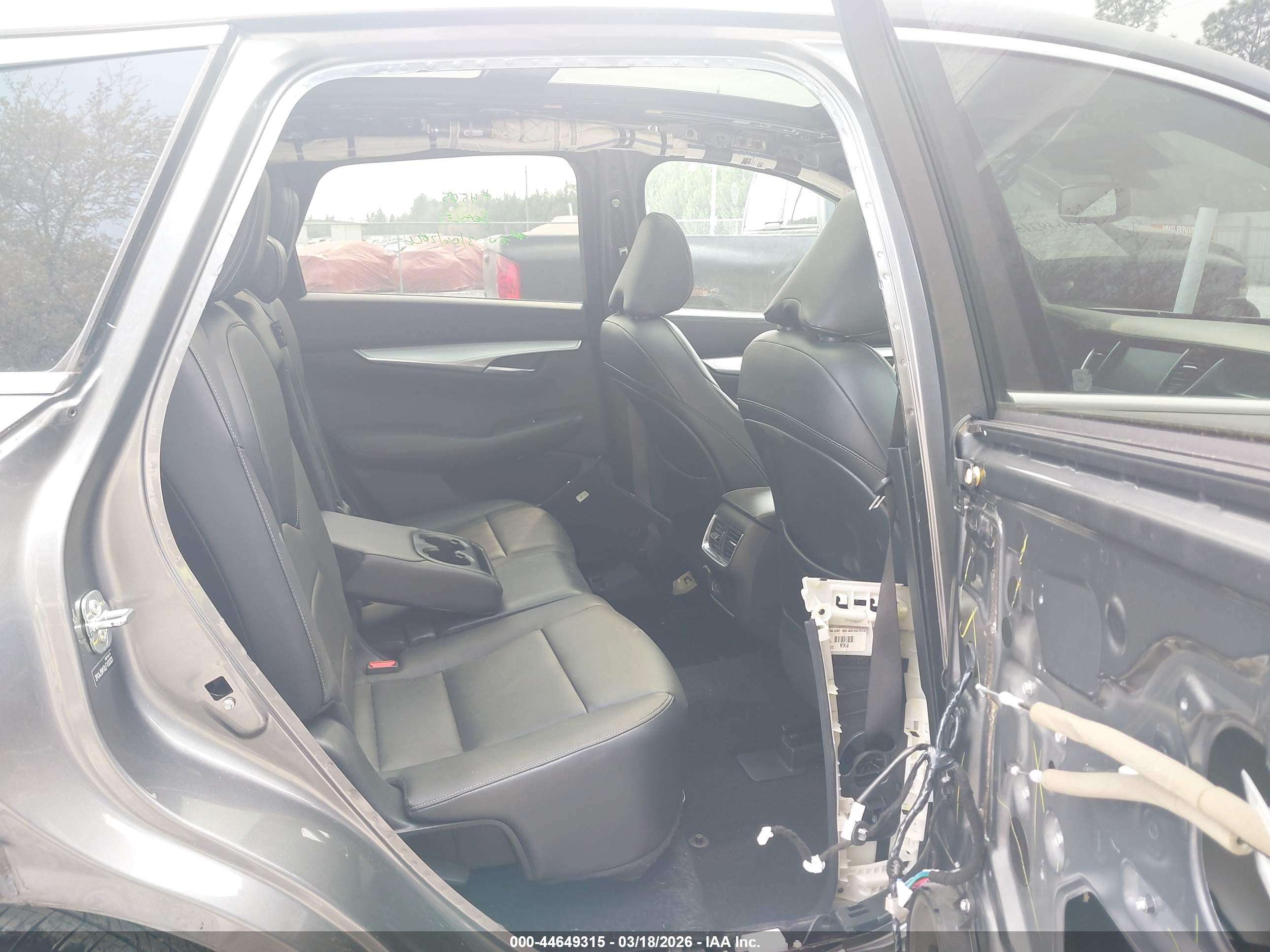 INFINITI QX50 image 8