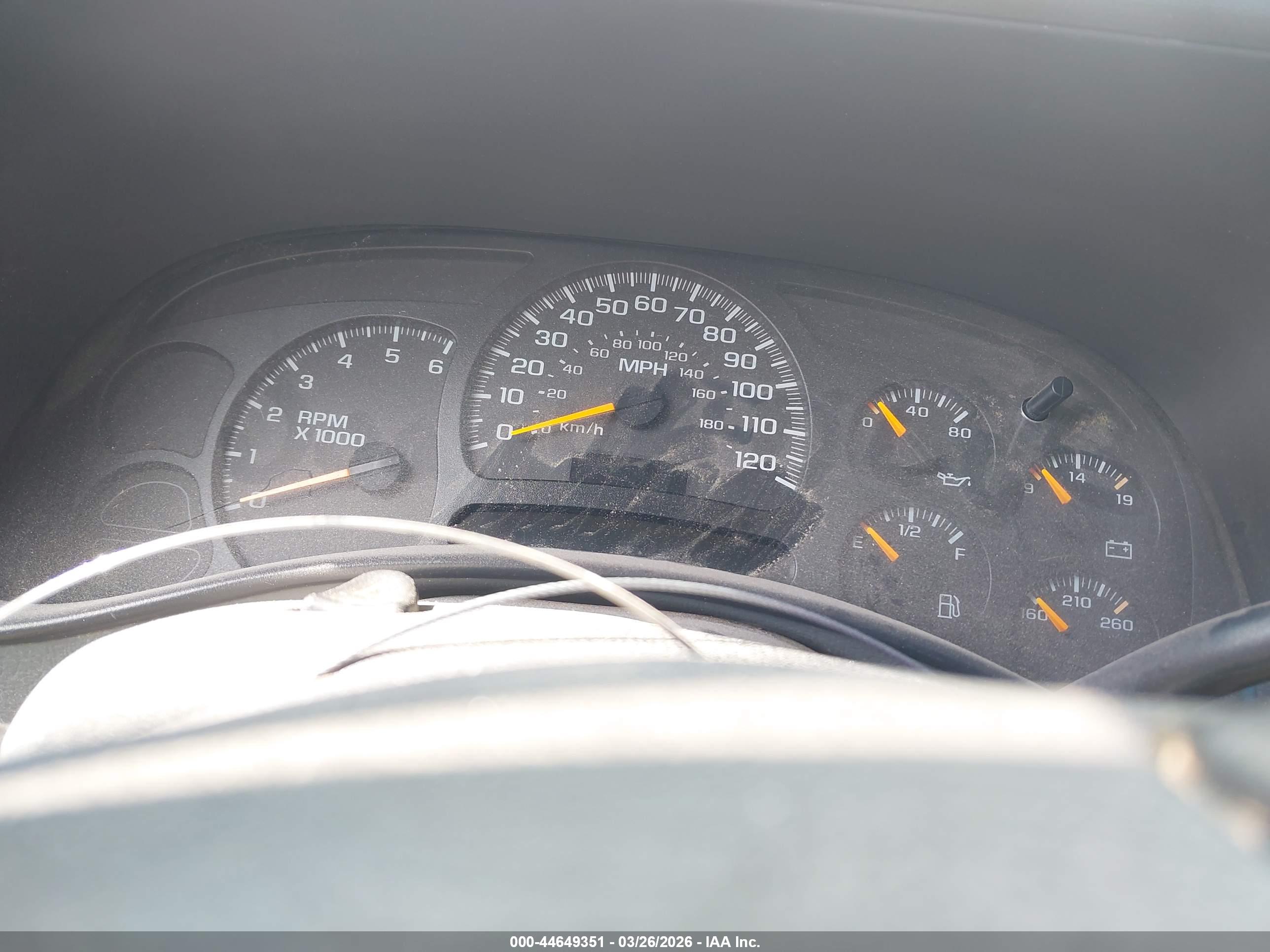 CHEVROLET SILVERADO image 7