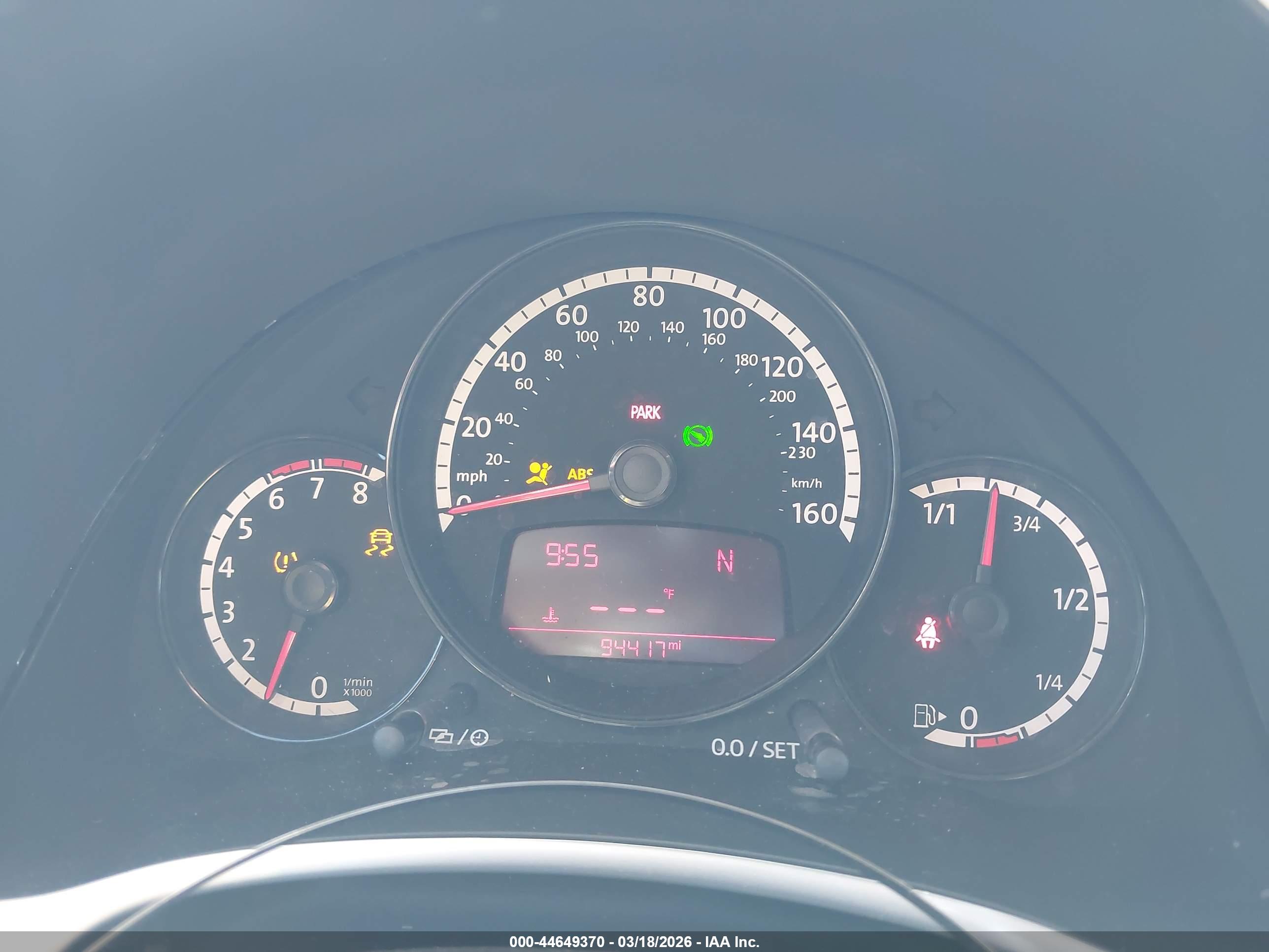 VOLKSWAGEN BEETLE image 7