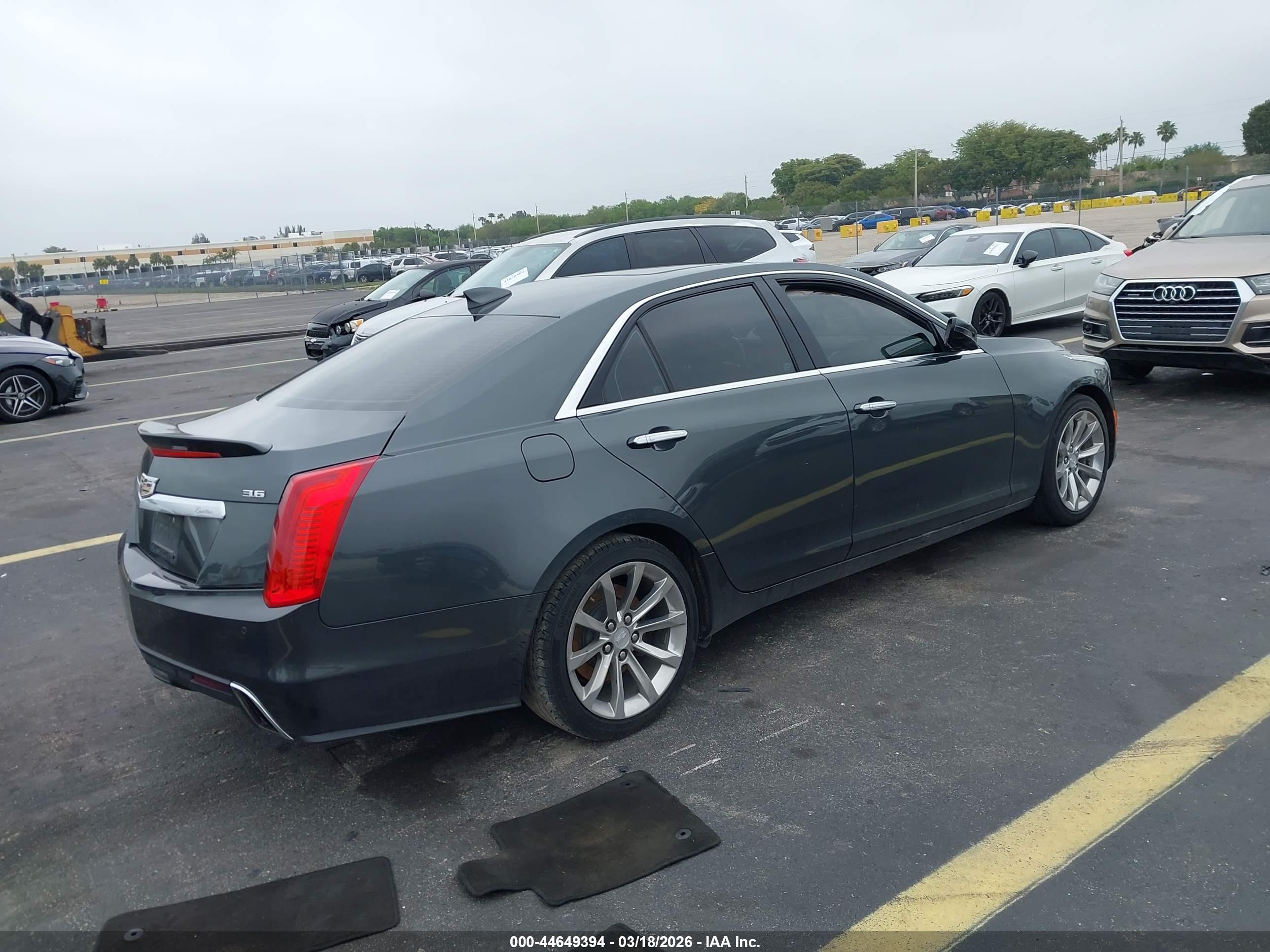 CADILLAC CTS image 4