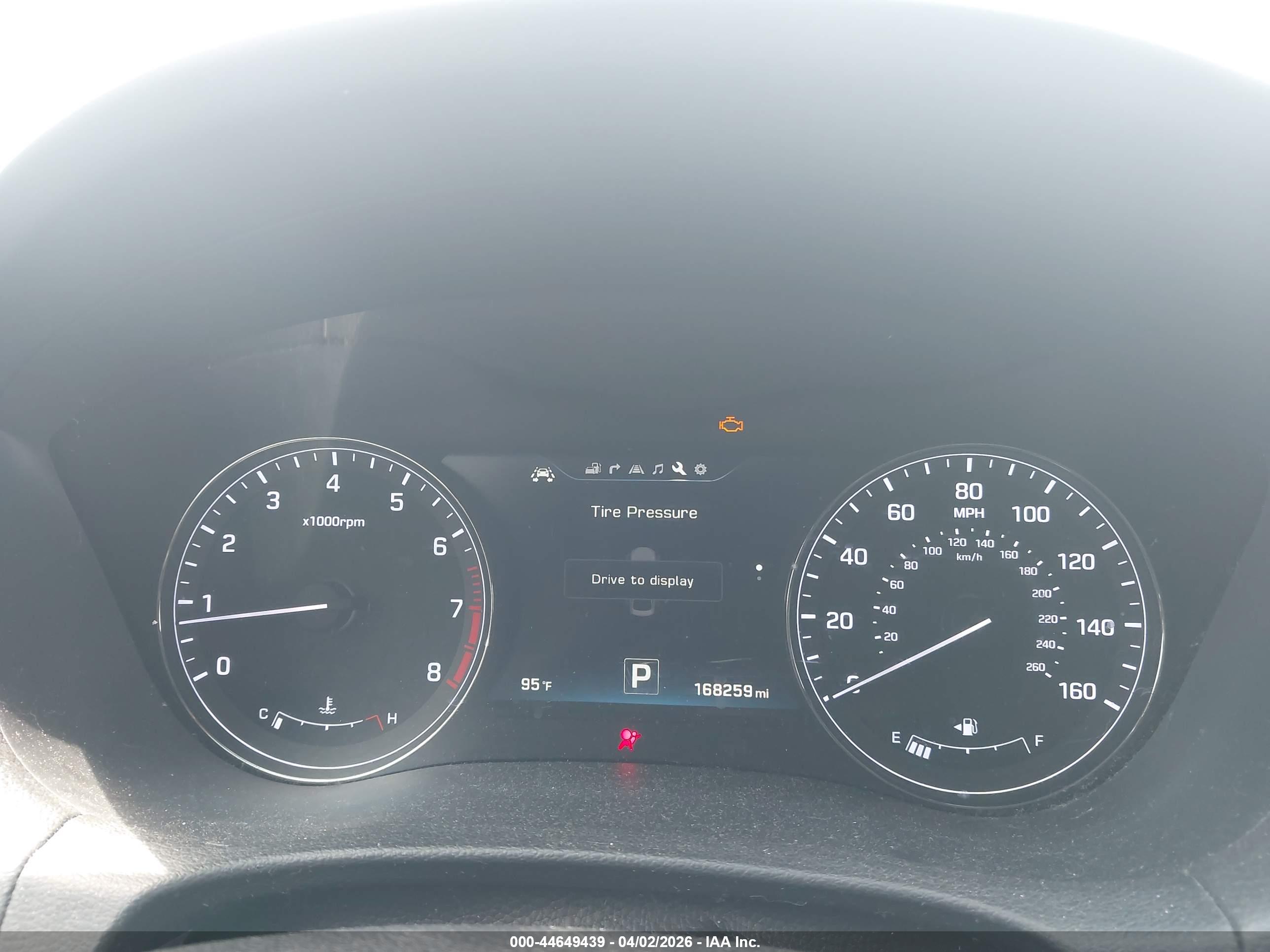 HYUNDAI GENESIS image 7