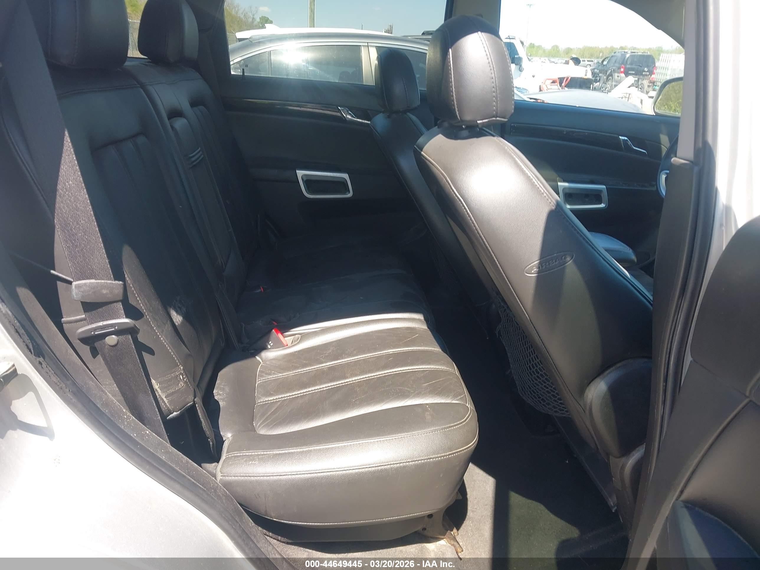 CHEVROLET CAPTIVA image 8