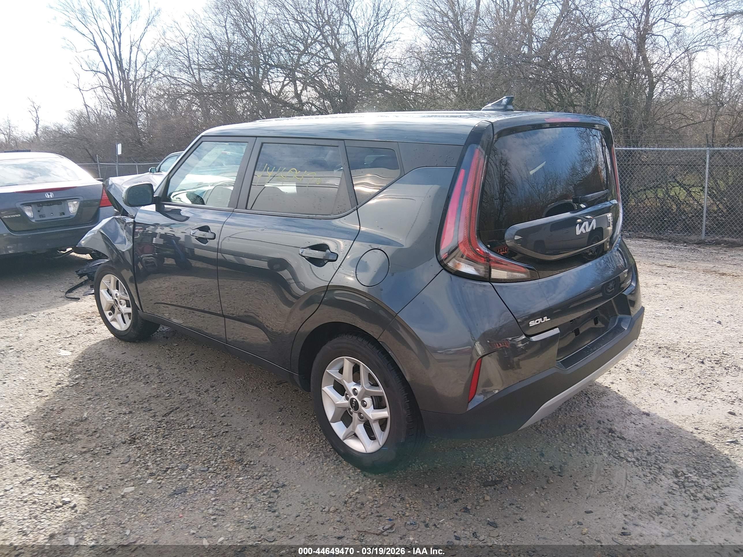 KIA SOUL image 3