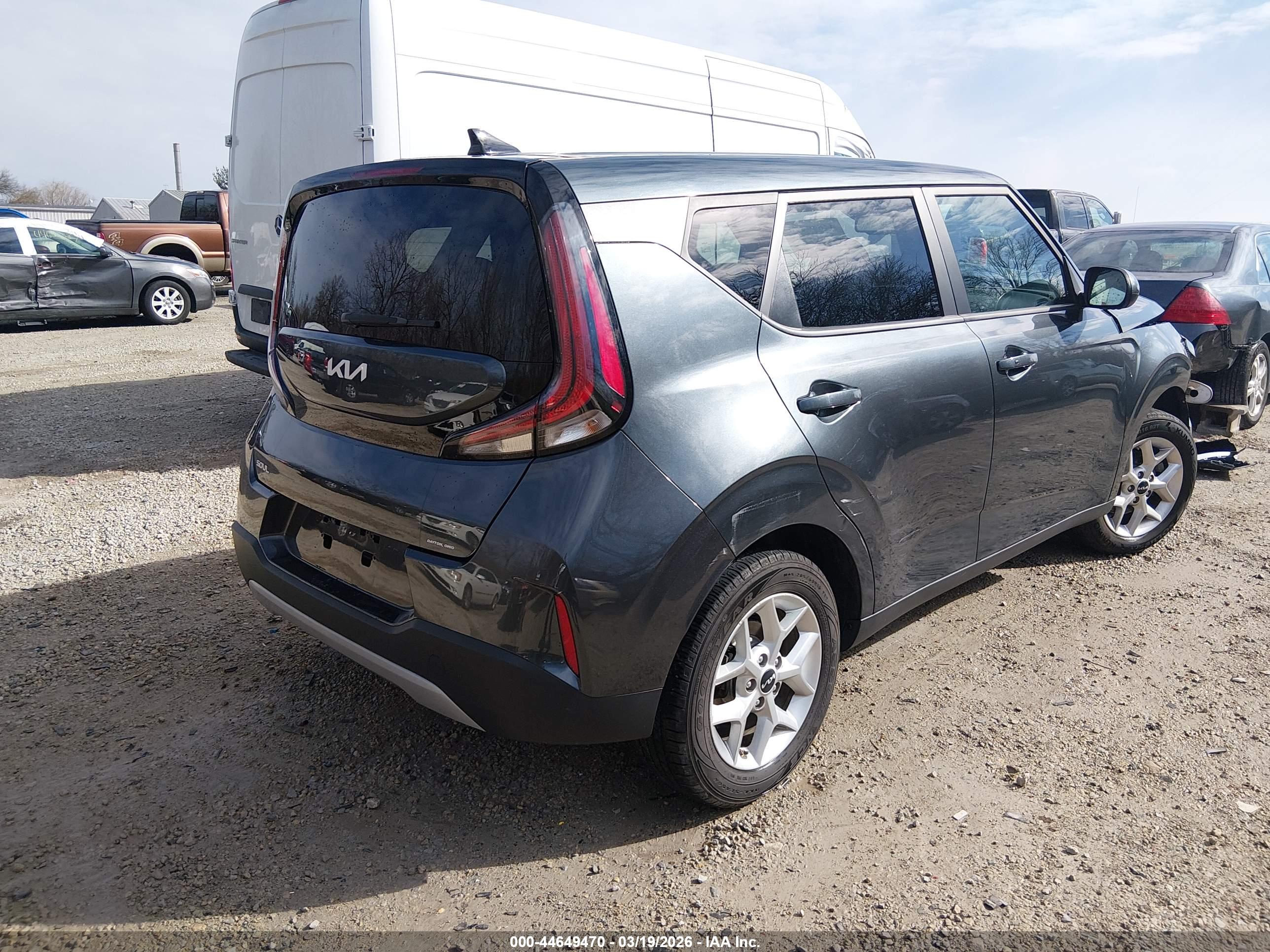KIA SOUL image 4