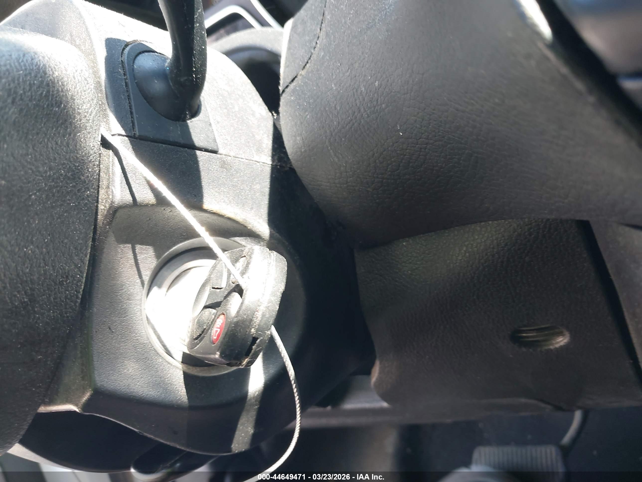 FORD FOCUS image 11