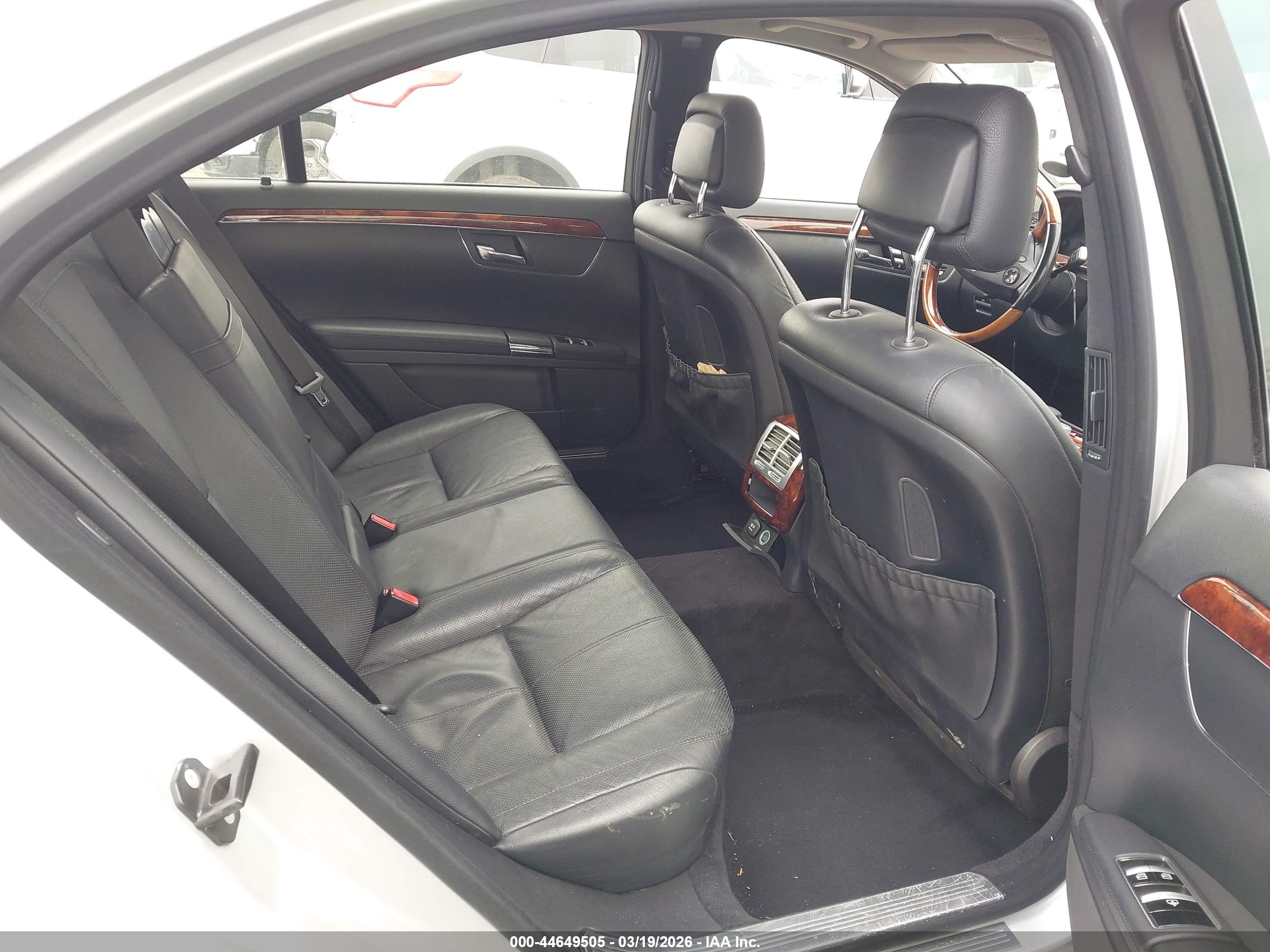 MERCEDES-BENZ S image 8