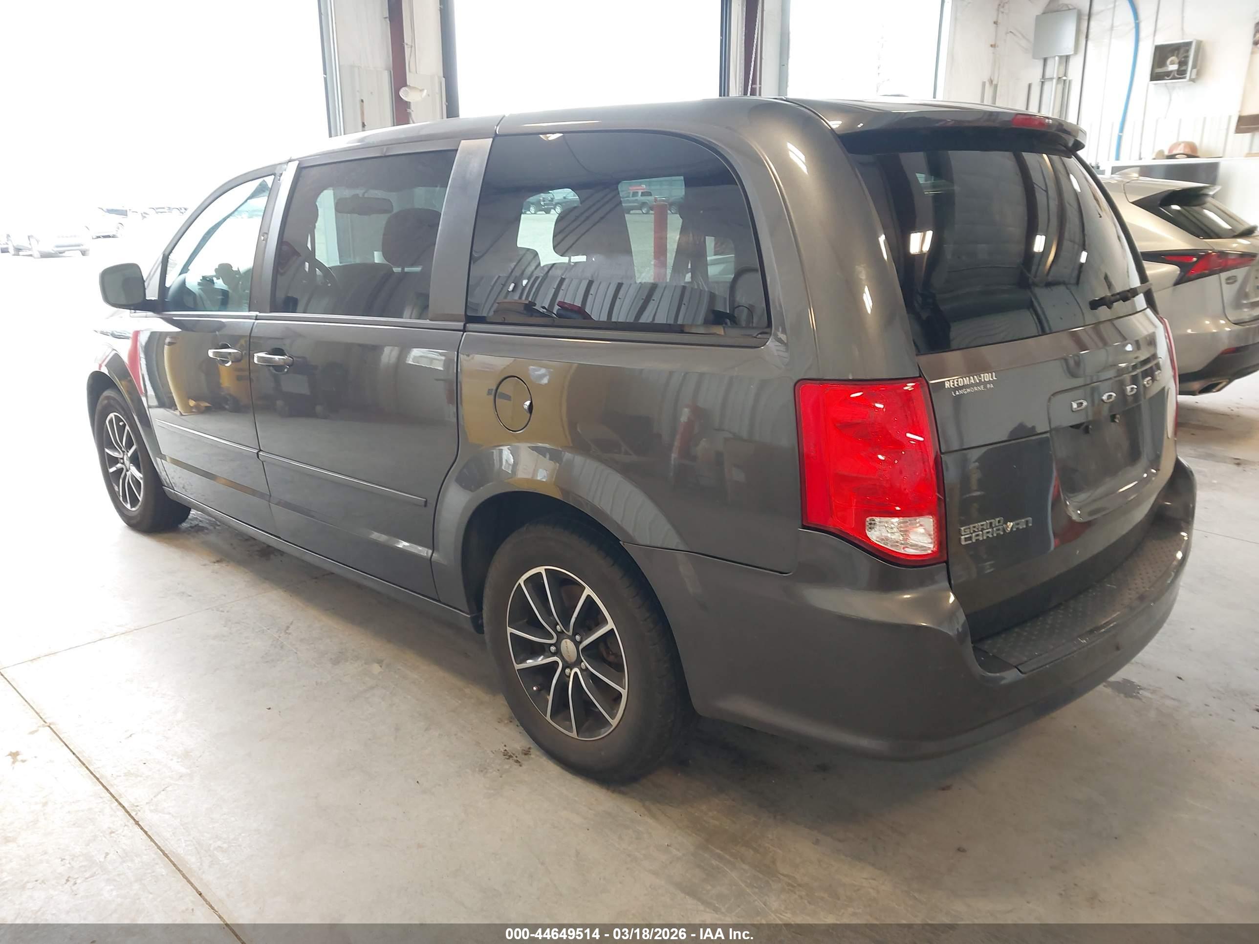 DODGE GRAND image 3