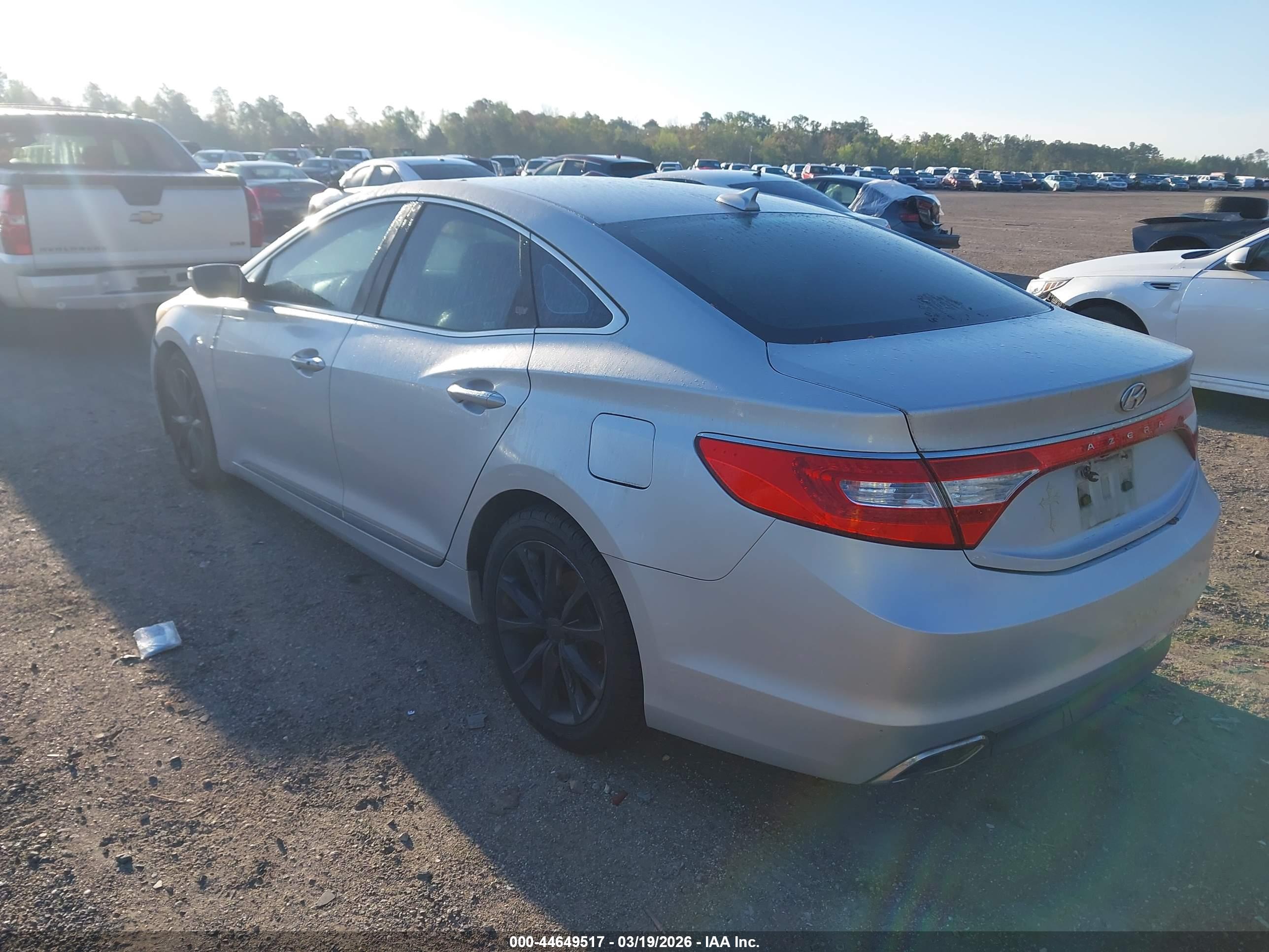 HYUNDAI AZERA image 3