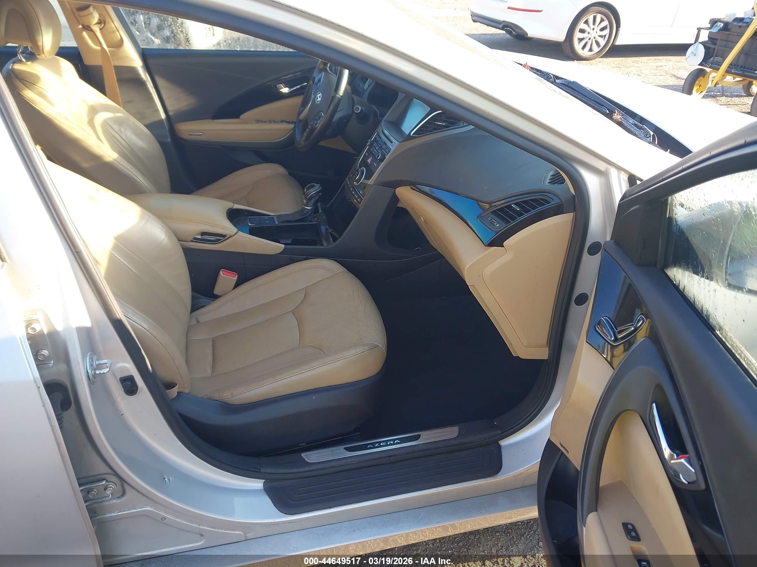 HYUNDAI AZERA image 5