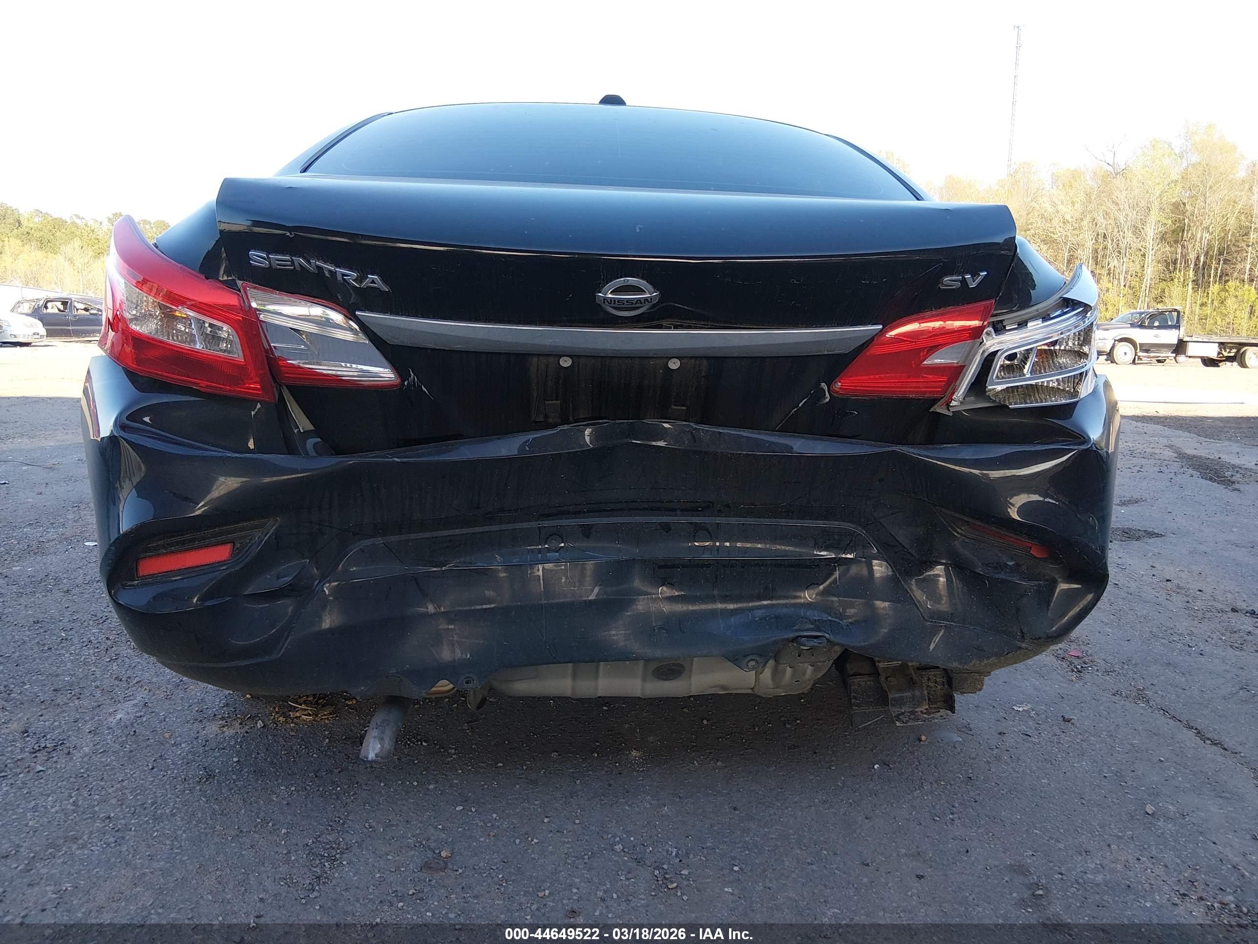NISSAN SENTRA image 6