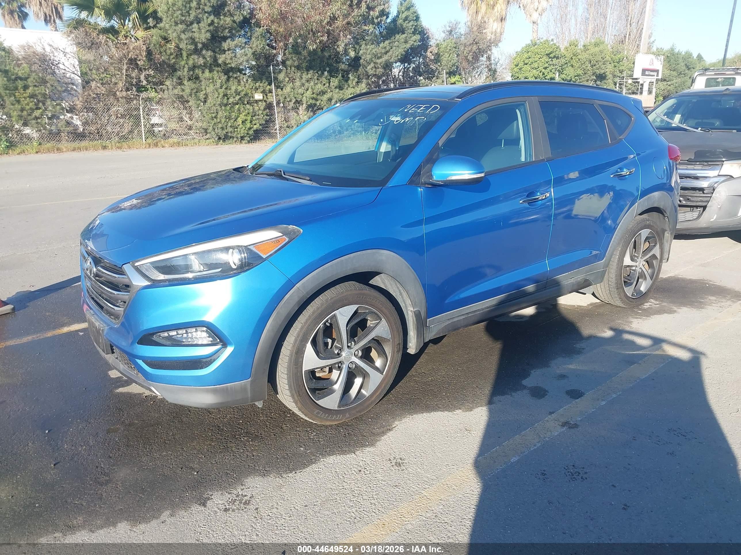 HYUNDAI TUCSON image 2
