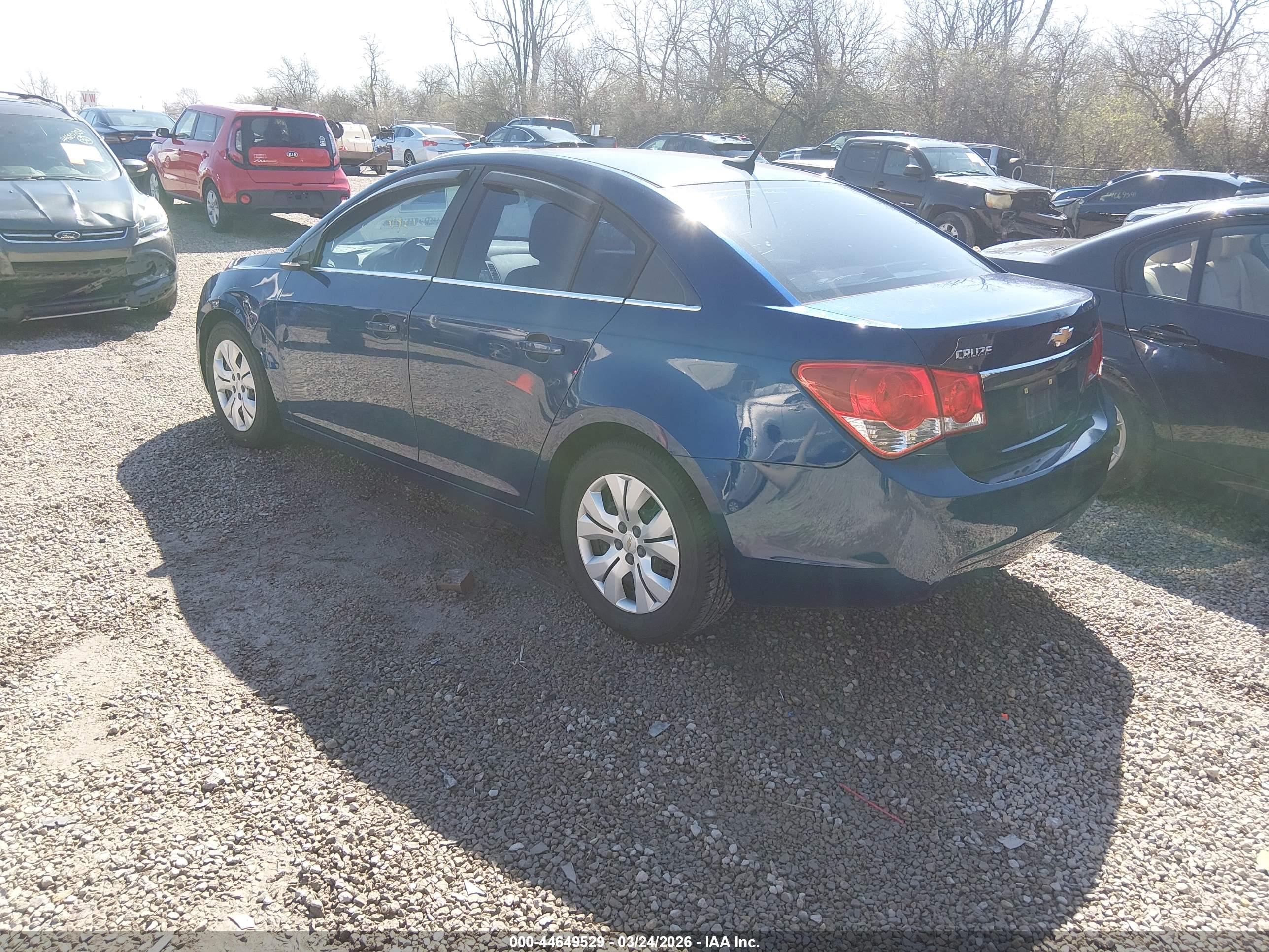 CHEVROLET CRUZE image 3