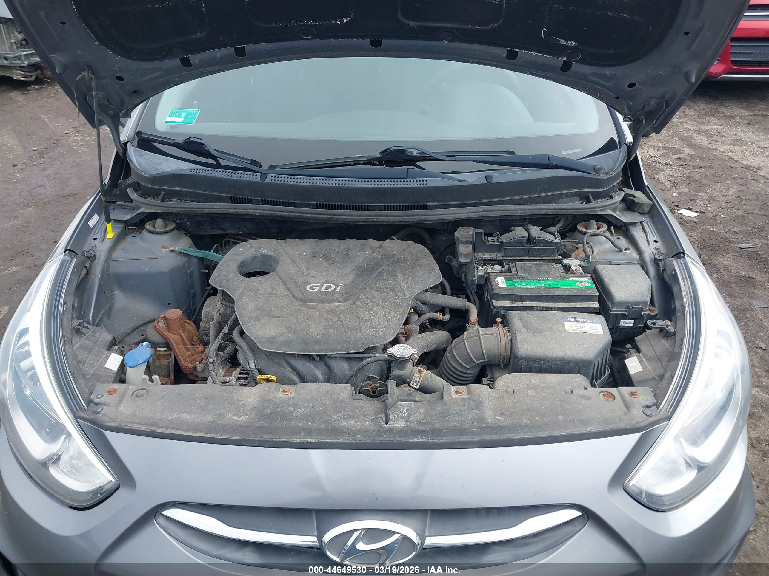 HYUNDAI ACCENT image 10