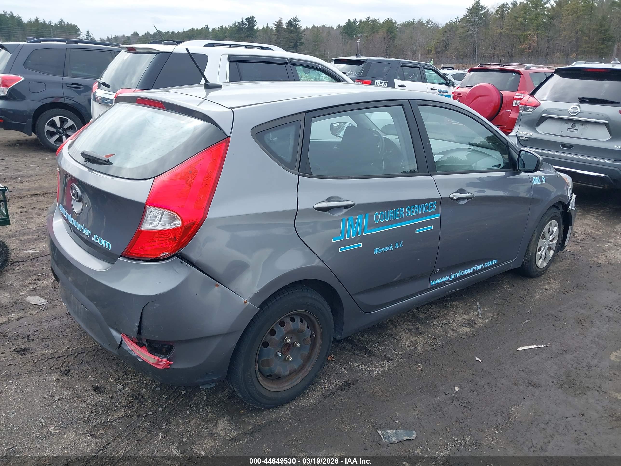 HYUNDAI ACCENT image 4
