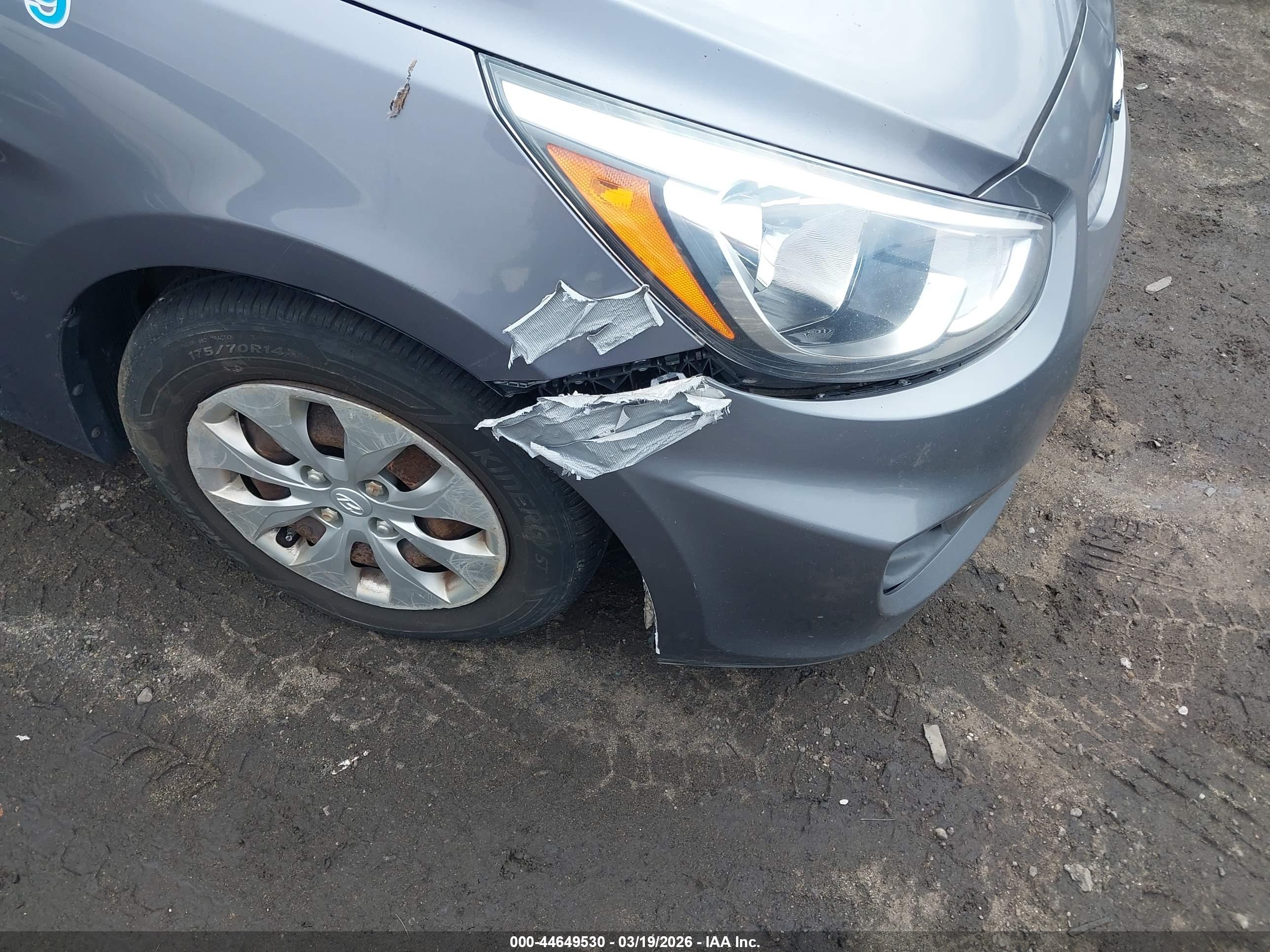 HYUNDAI ACCENT image 6