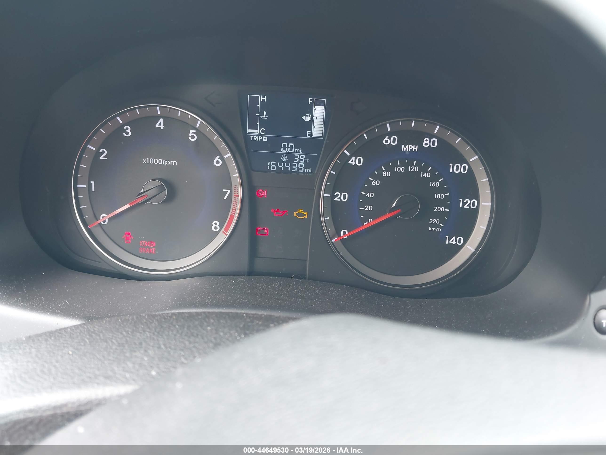 HYUNDAI ACCENT image 7