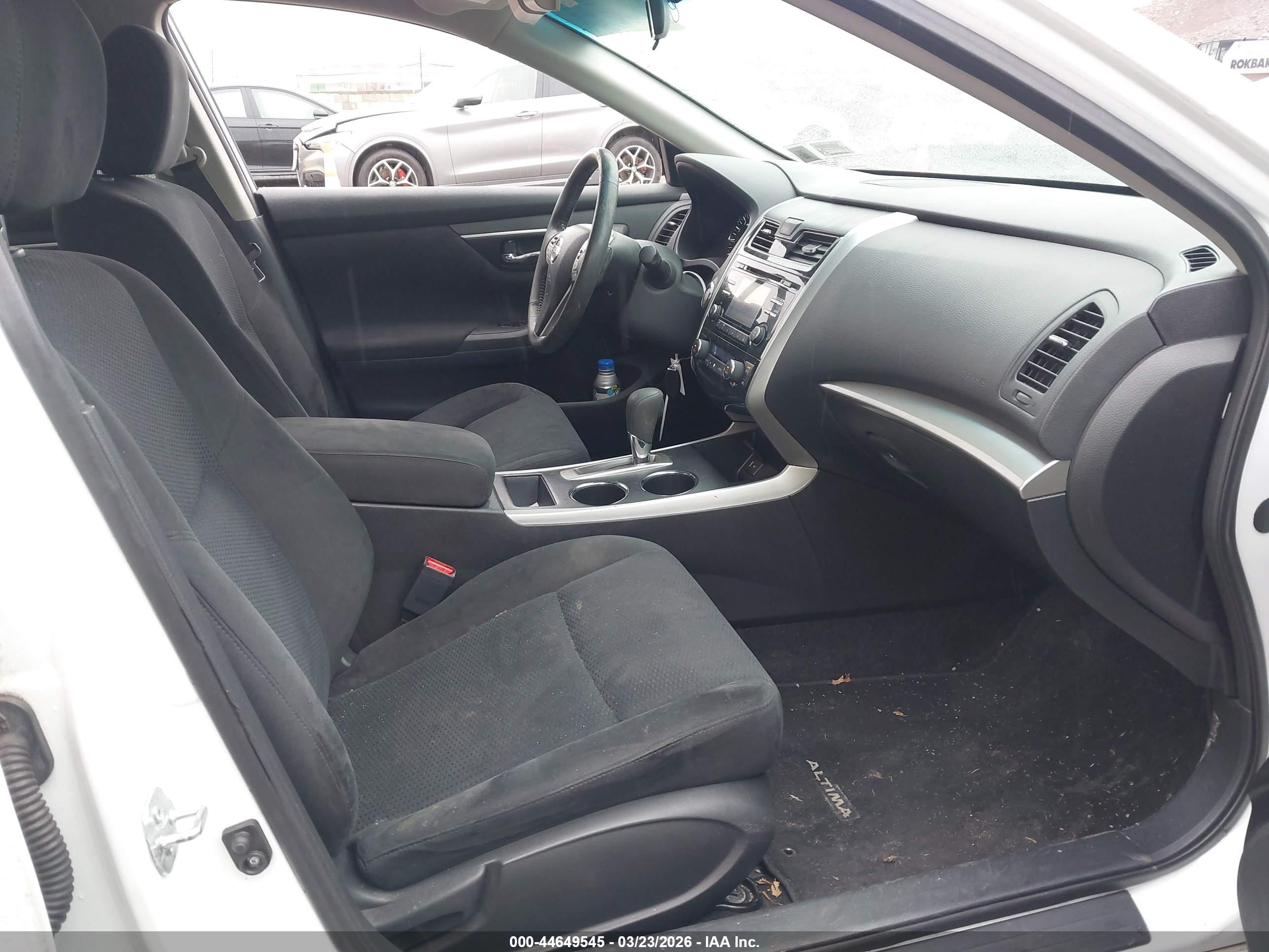 NISSAN ALTIMA image 5