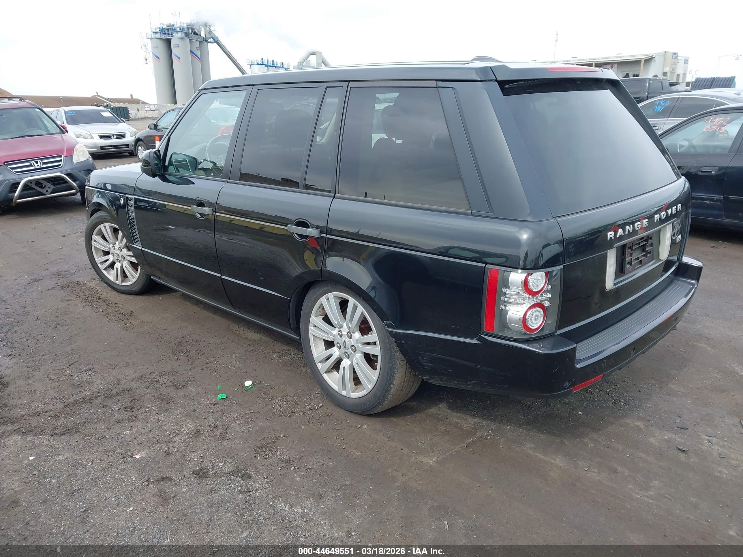 LAND ROVER image 3