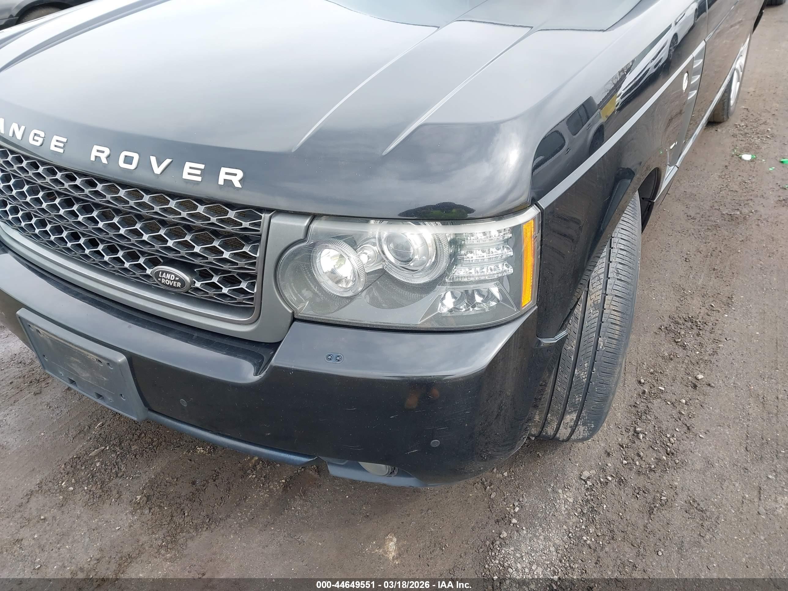 LAND ROVER image 6