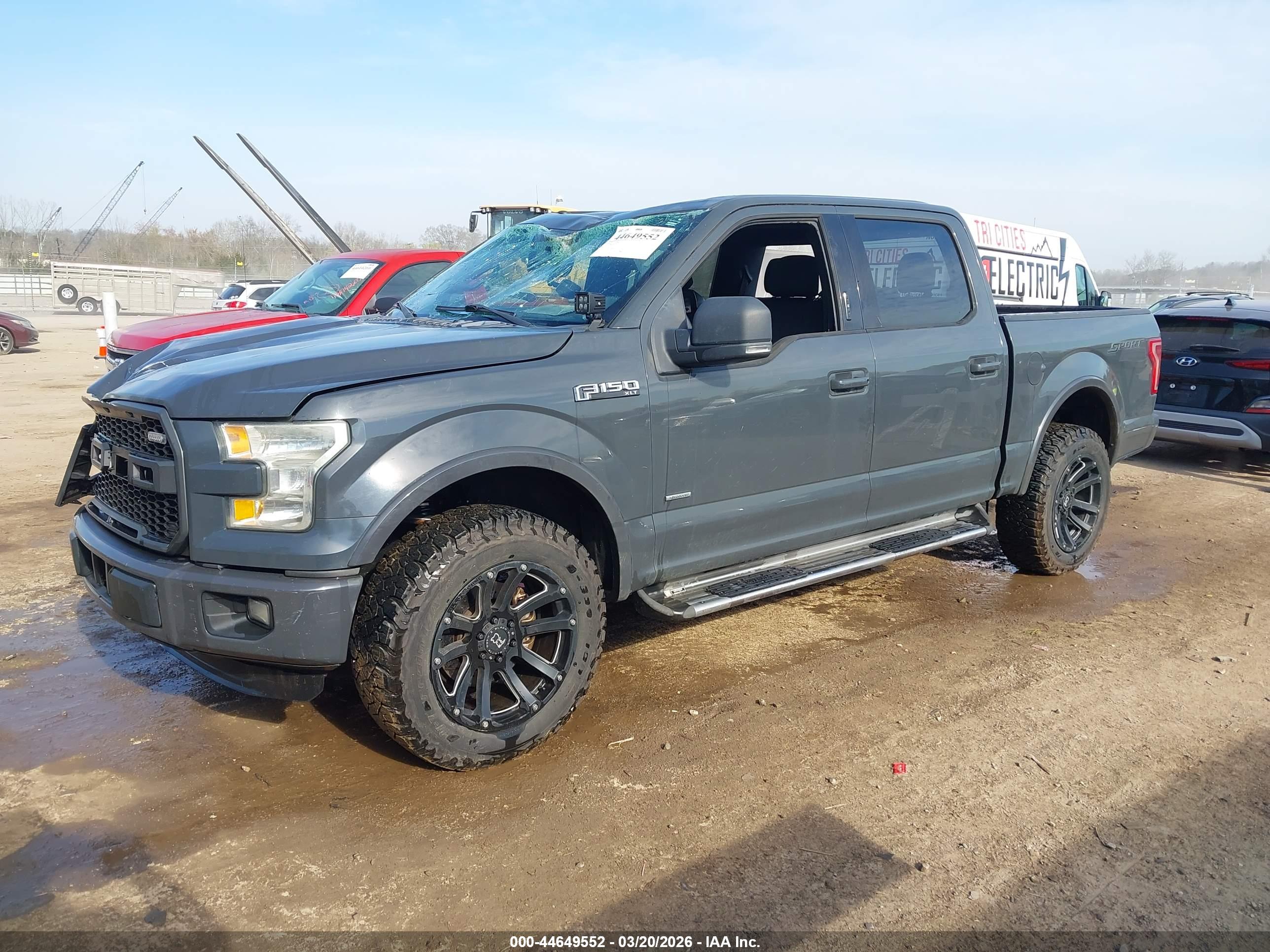 FORD F-150 image 2