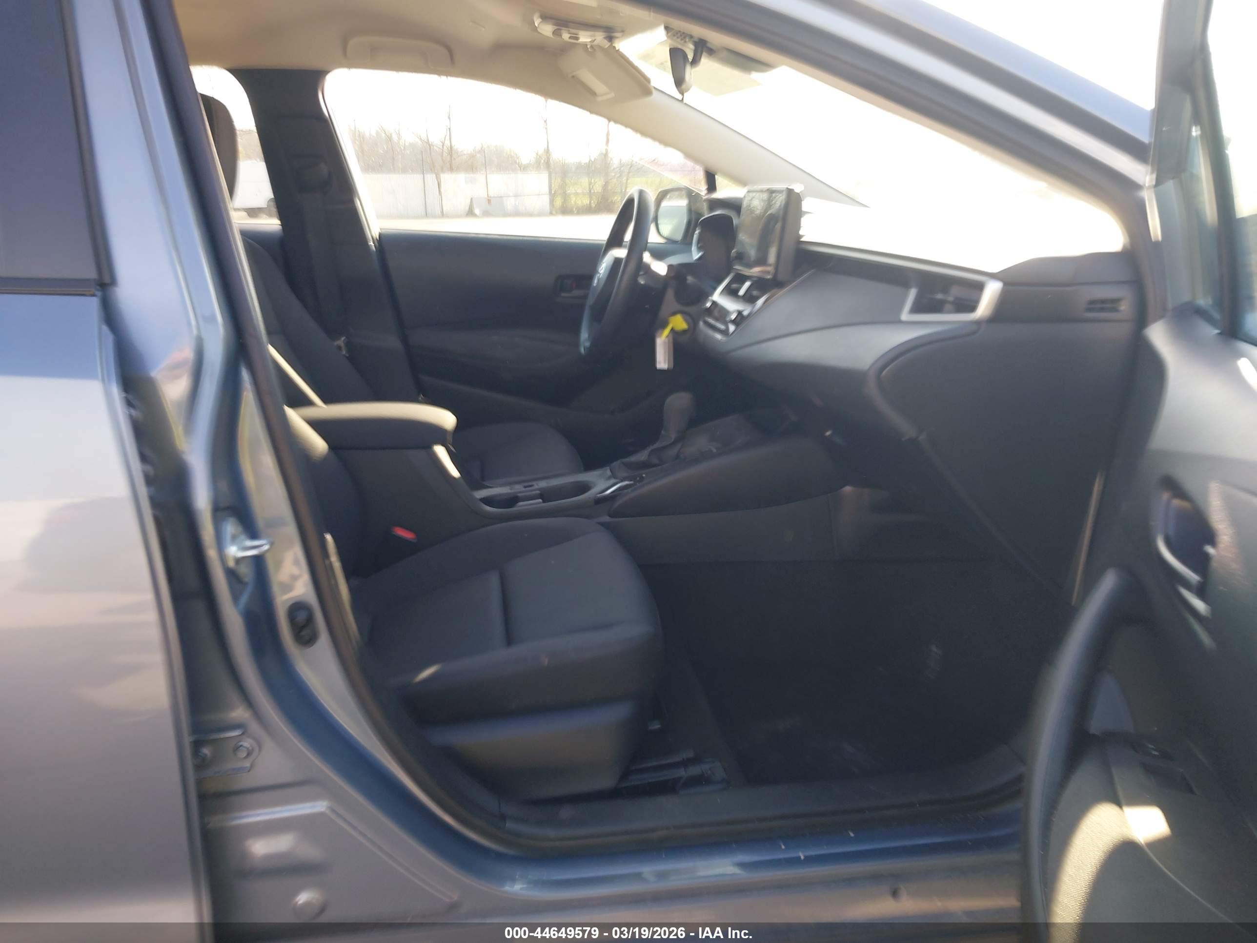 TOYOTA COROLLA image 5