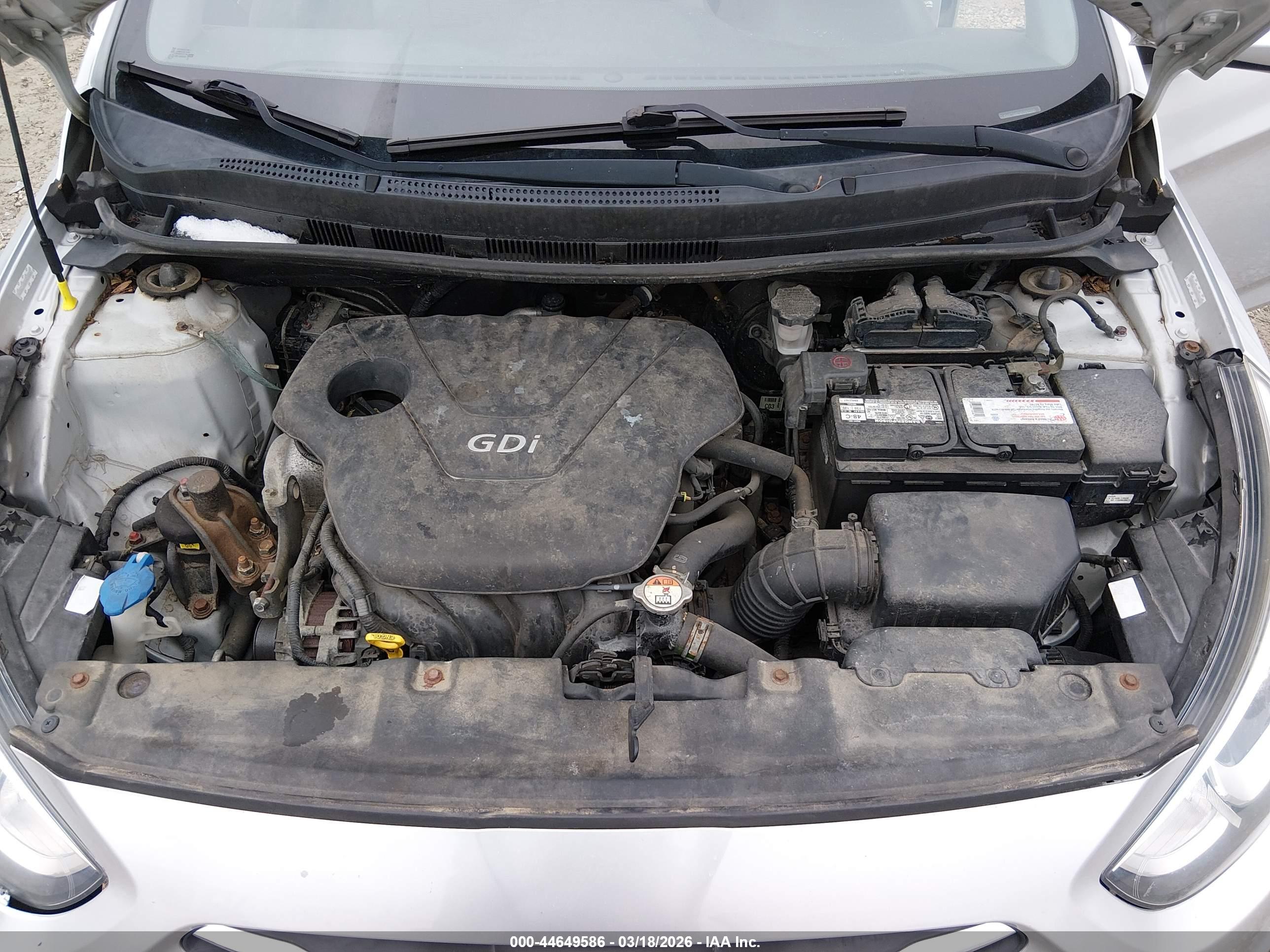 HYUNDAI ACCENT image 10